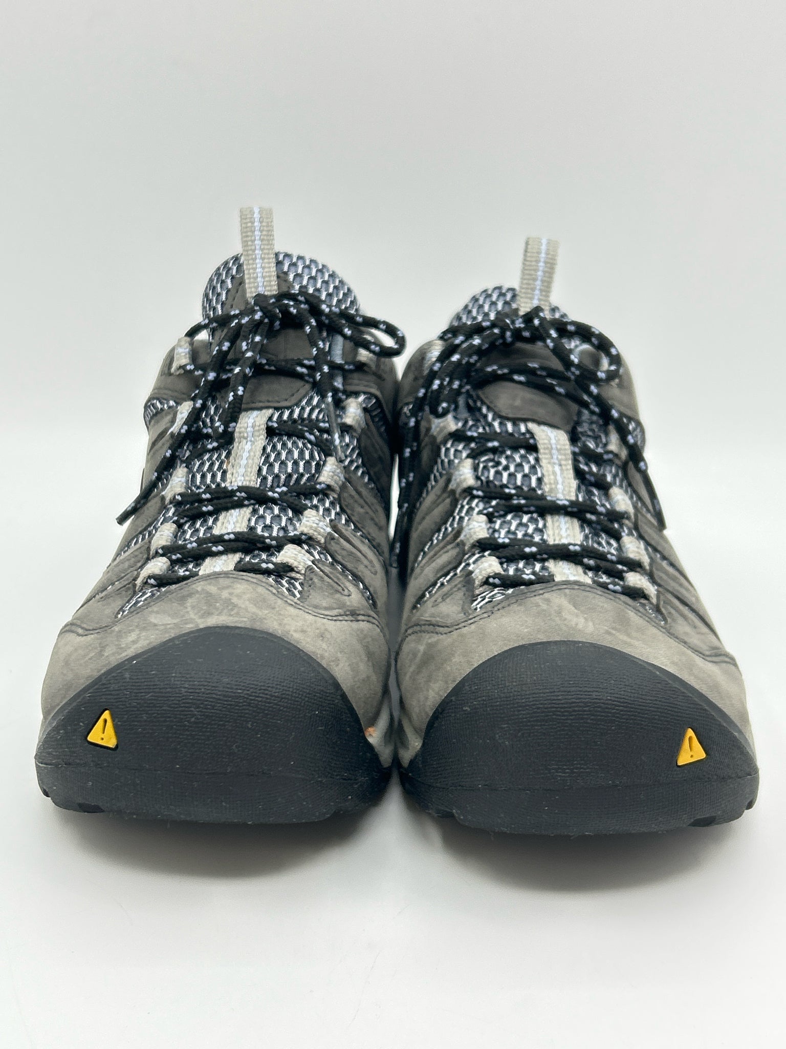 KEEN Size 8.5 GRAY AND BLACK Women Shoes