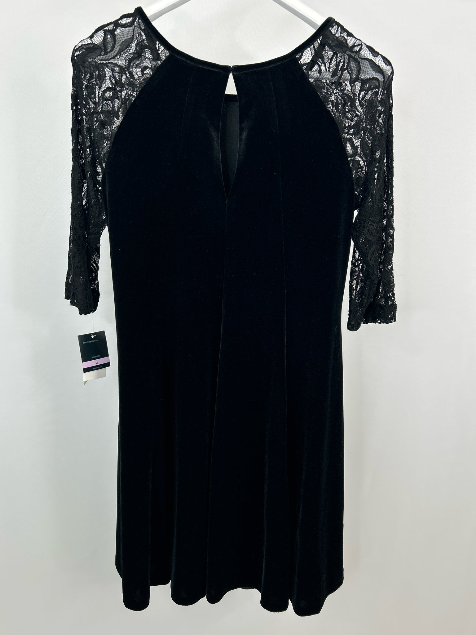 GABBY SKYE Size 6 Black Women Dress