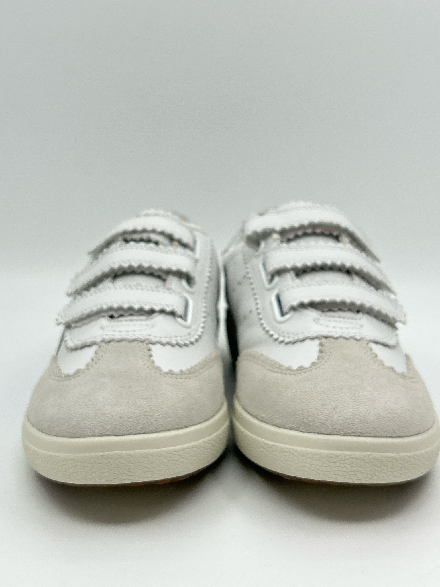 AETREX Size 10 White Women Sneakers NIB