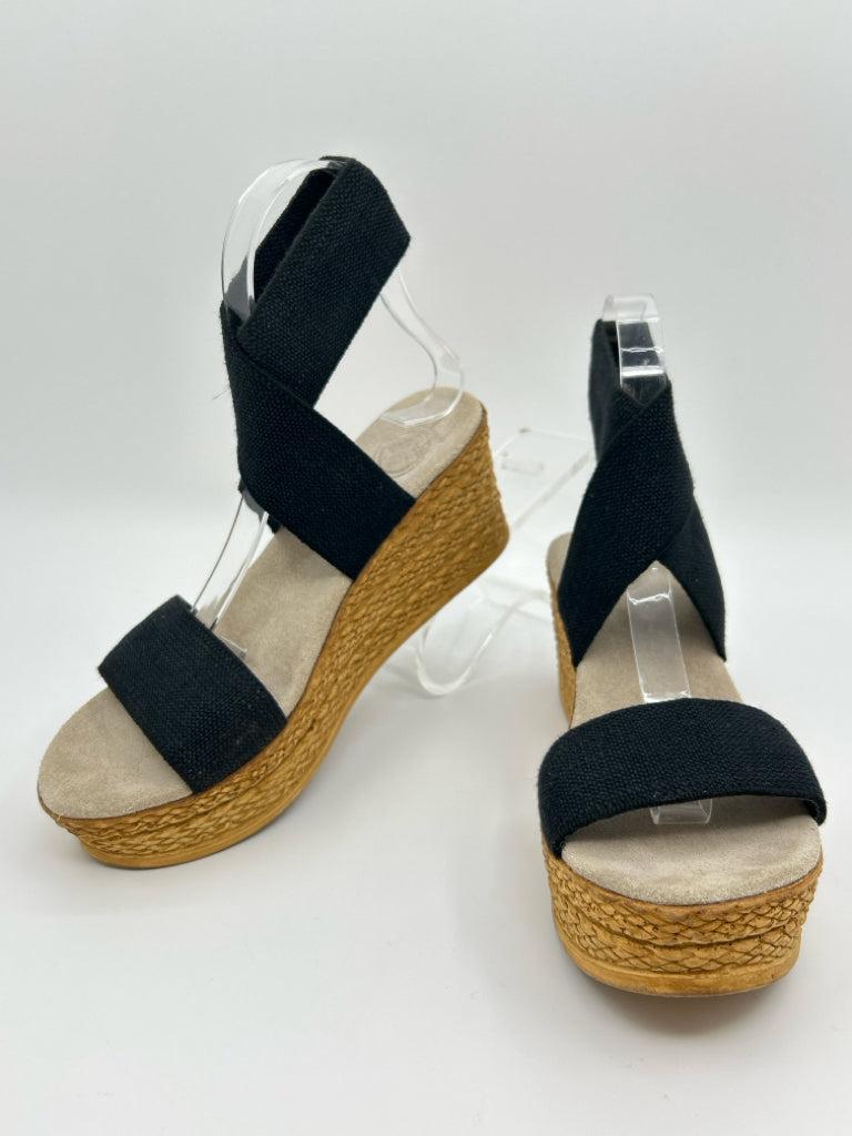 CHARLESTON SHOE COMPANY Size 7 Black Women's Sandal