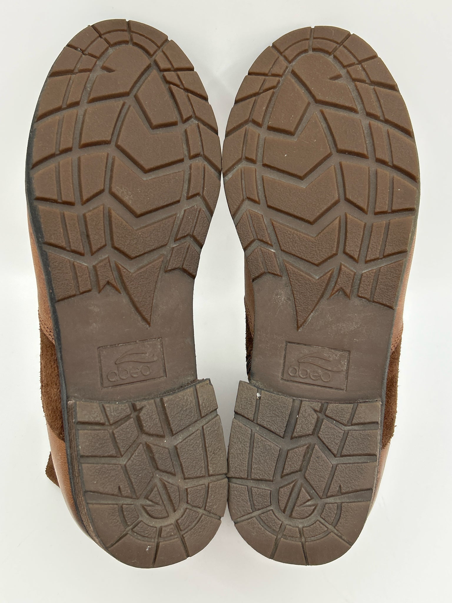 ABEO Size 8.5 Brown Women Booties