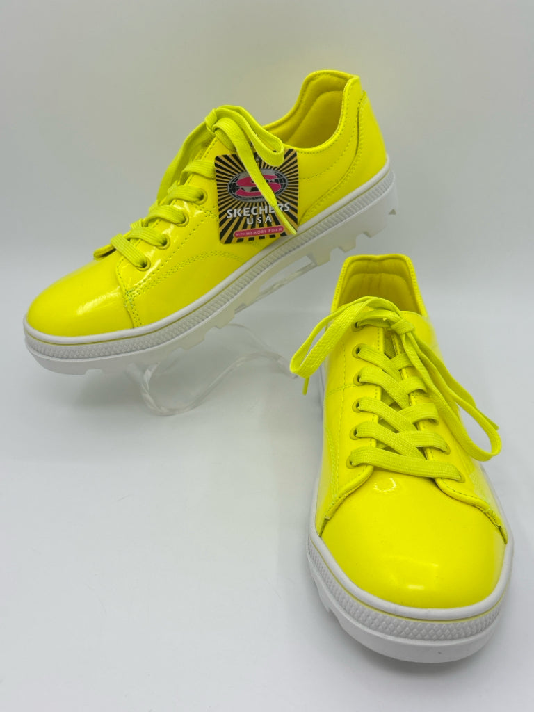 Skechers Size 8.5 Yellow Women's Sneakers NWT
