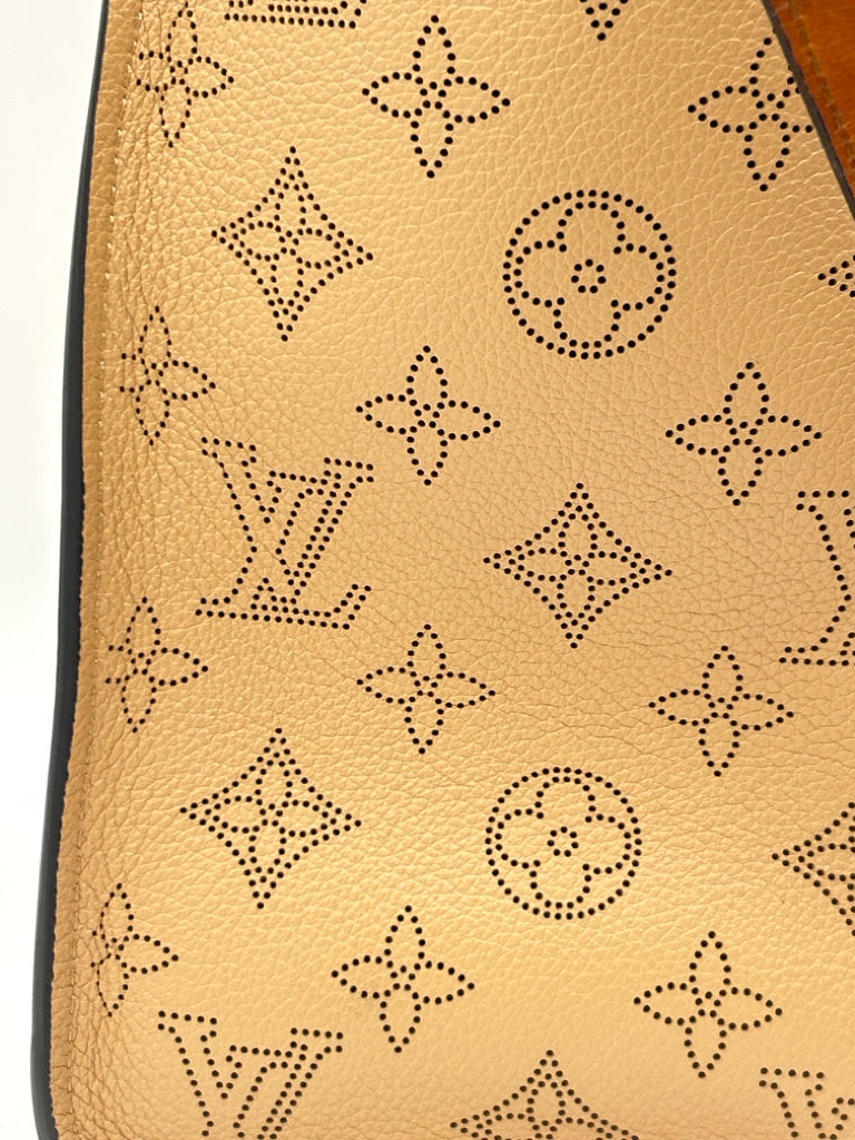 LOUIS VUITTON Tan Purse