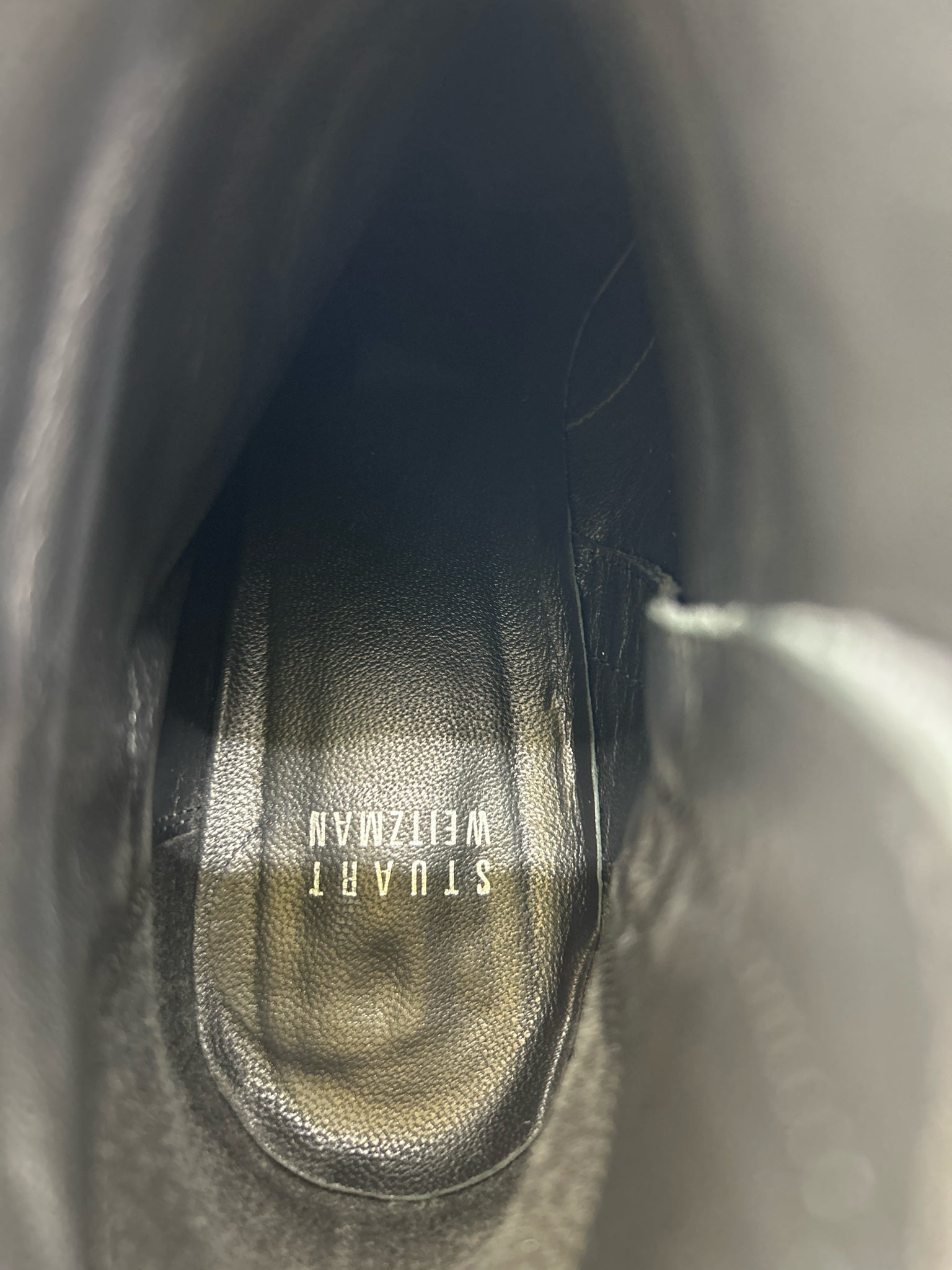 STUART WEITZMAN Size 8M Black Women Booties