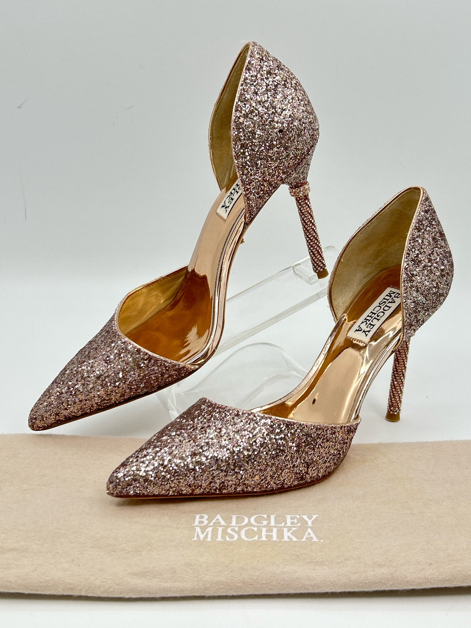 BADGLEY MISCHKA Size 6.5 Rose Women Pumps