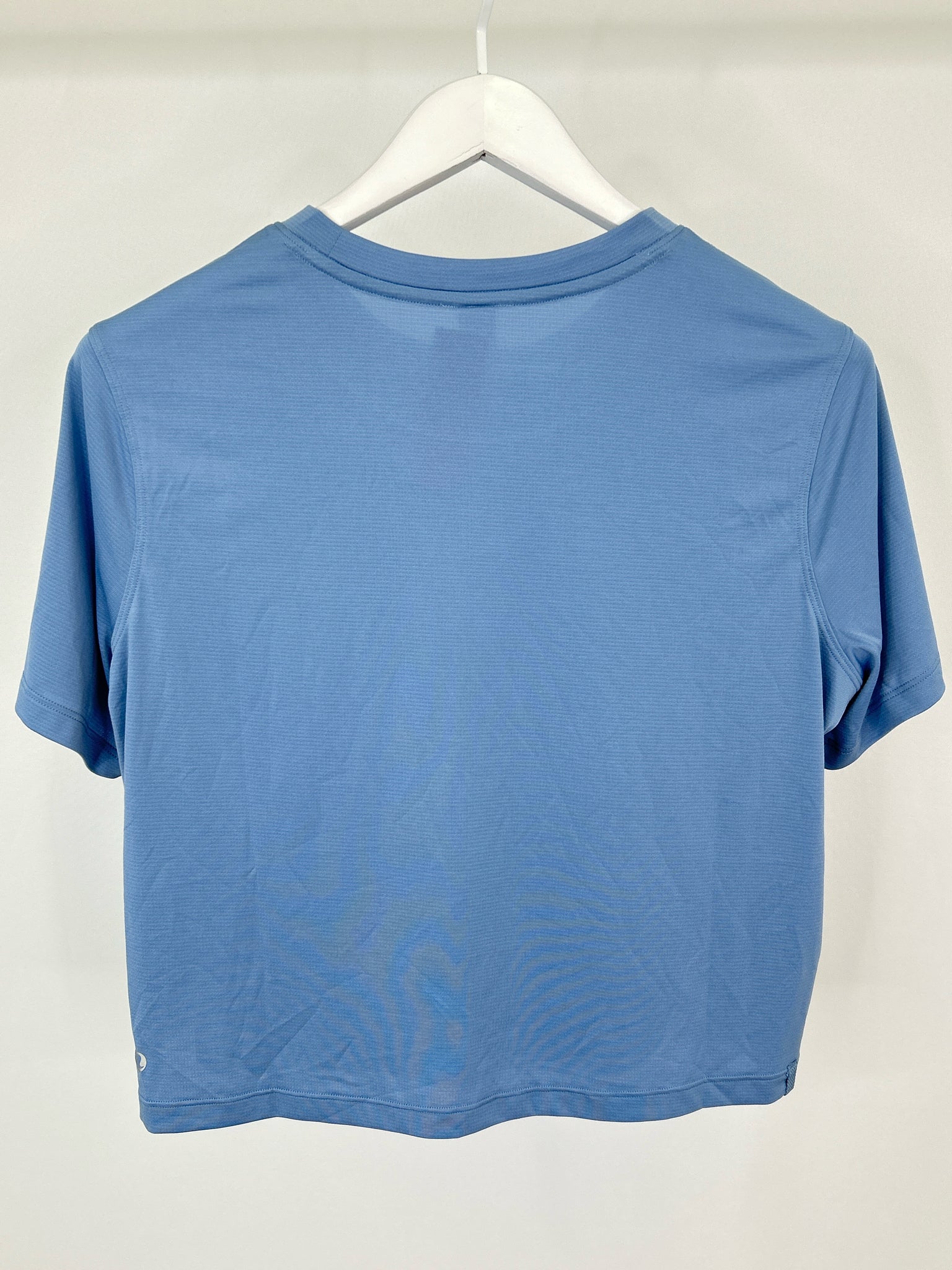 LULULEMON Size 12 light blue Women T-shirt