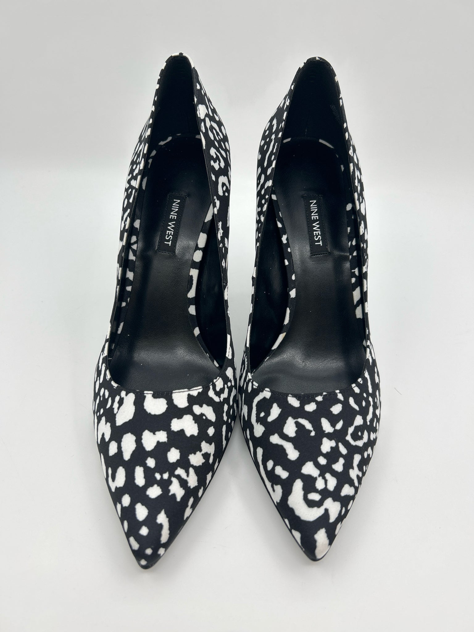 NINE WEST Size 11M Black & White Women Pumps