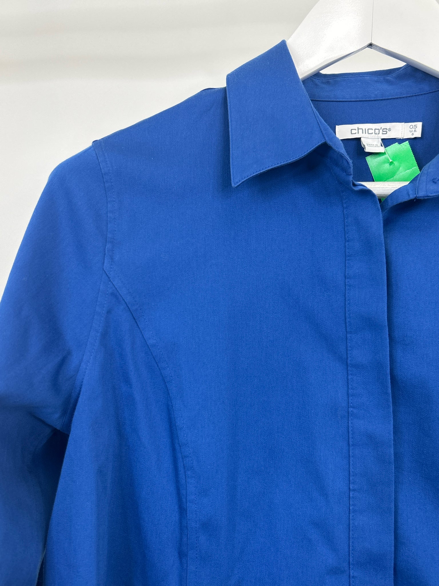 CHICO'S Size 6 Blue Women Shirt