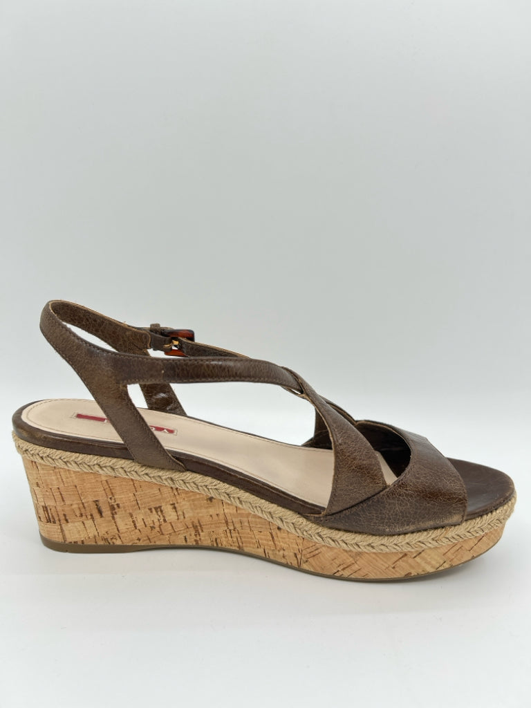 PRADA Size 39 Brown Women's Sandal