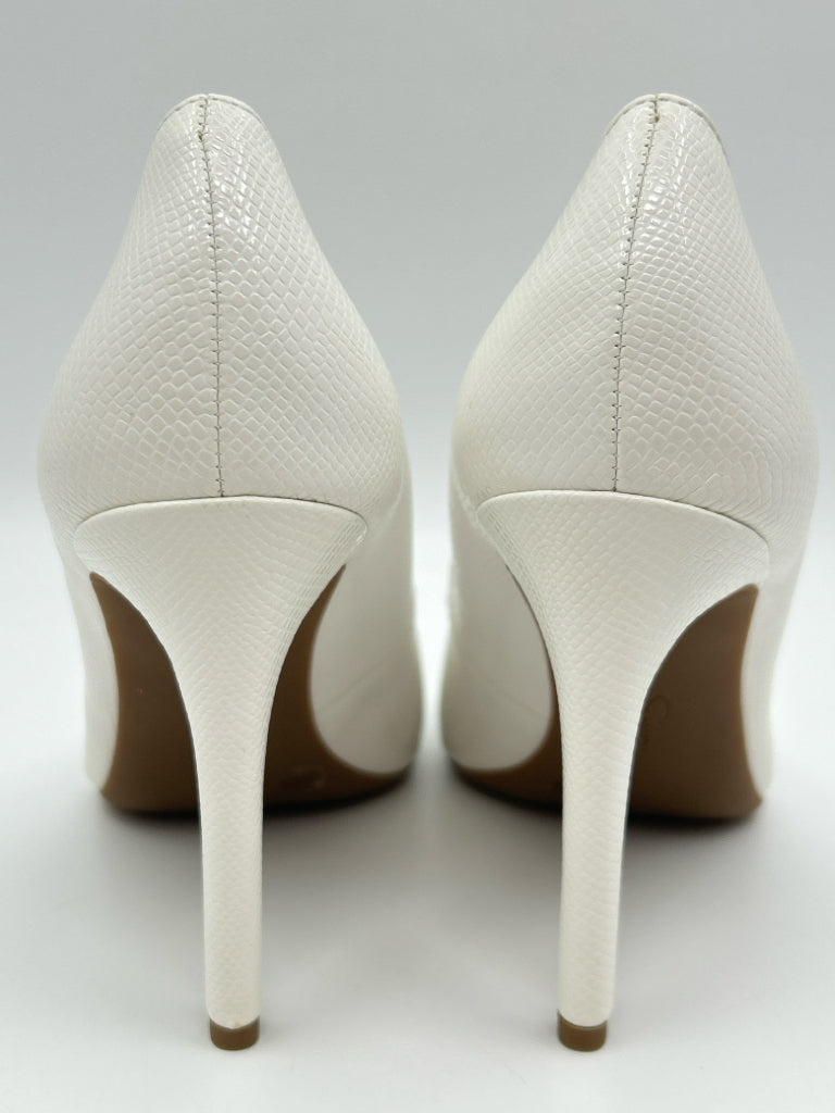 JESSICA SIMPSON Size 8.5M White Women's Pumps