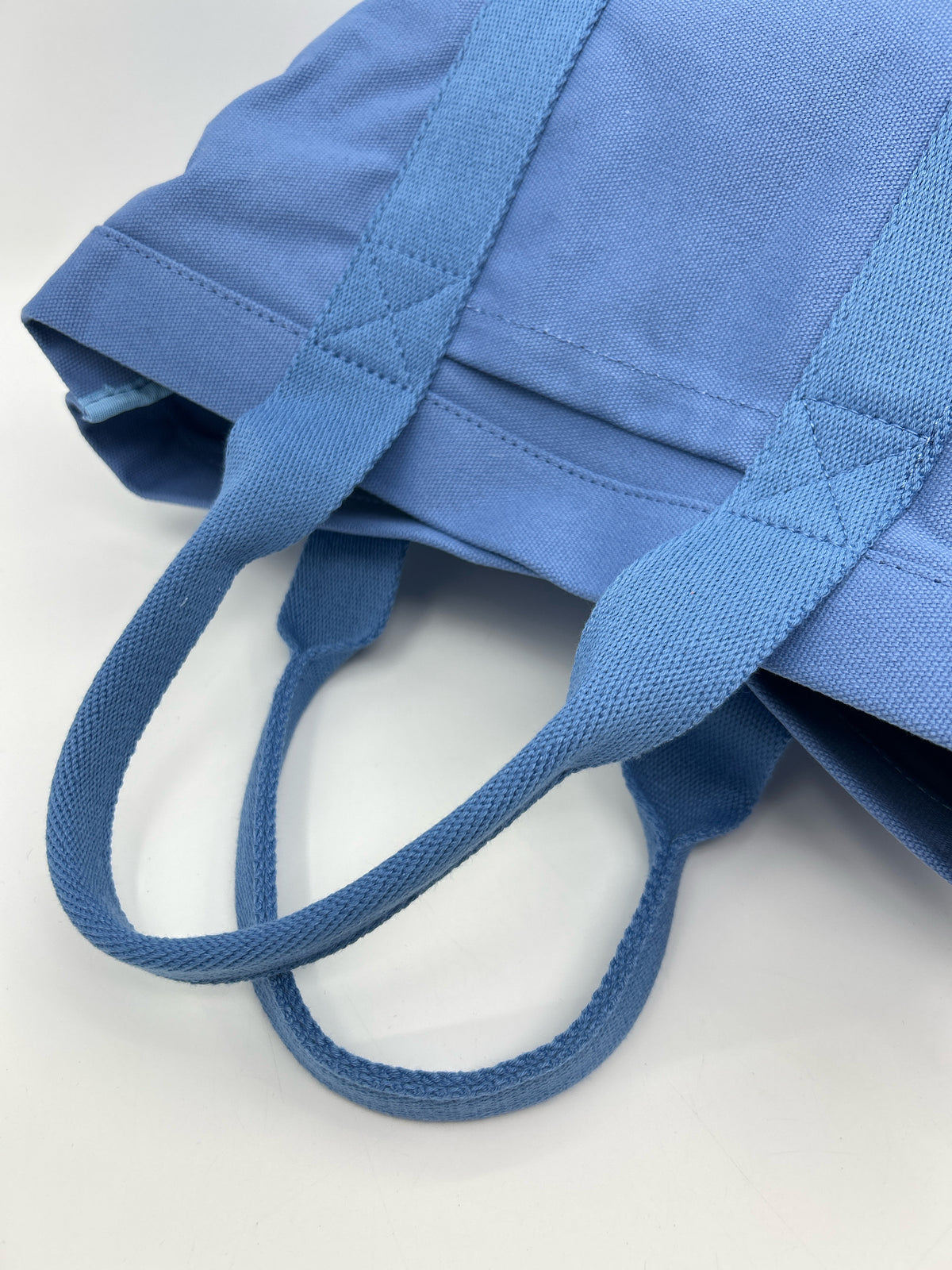 LEVENGER Blue Women Tote
