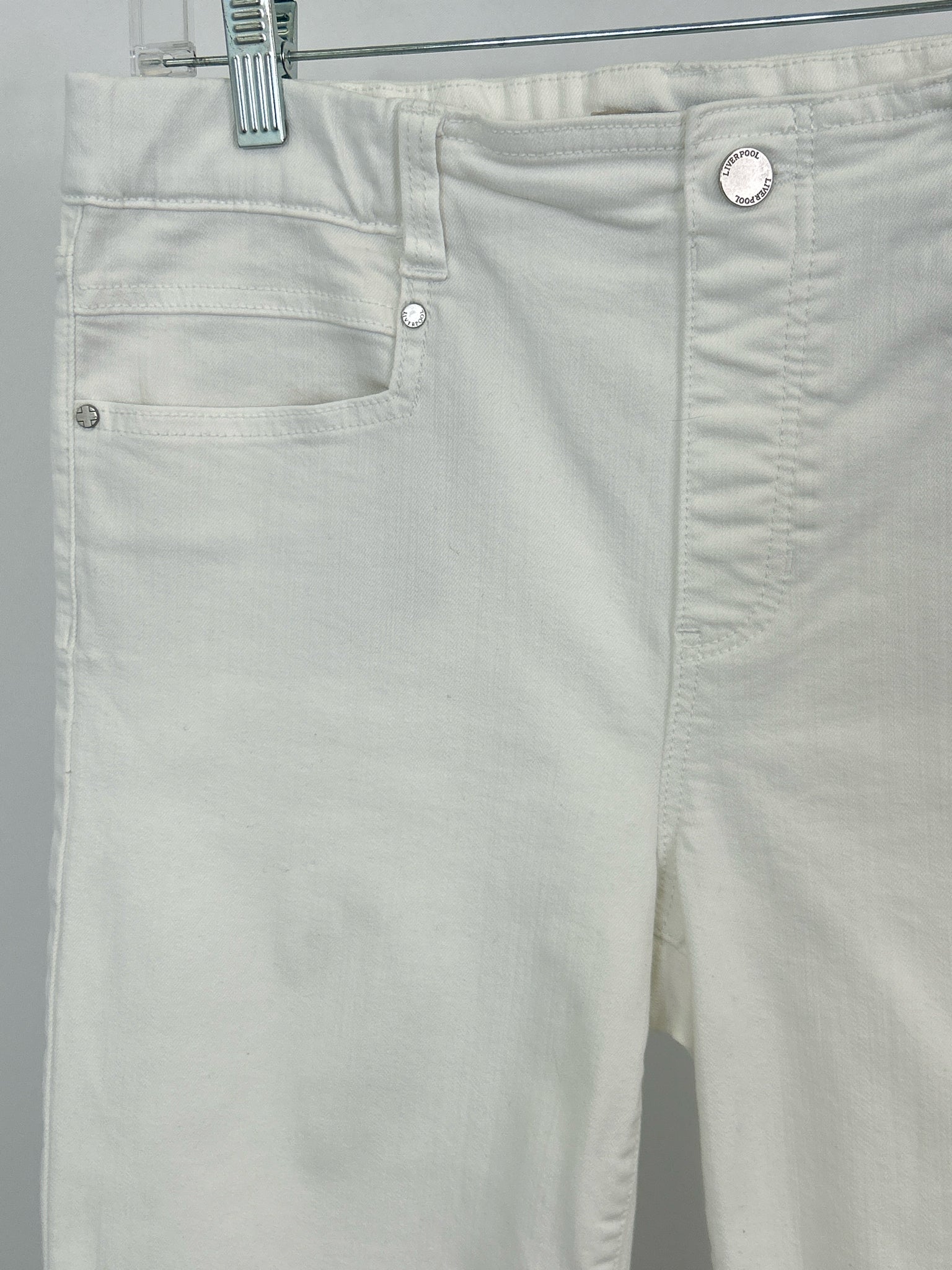 LIVERPOOL Size 30/10 white denim Women jeans