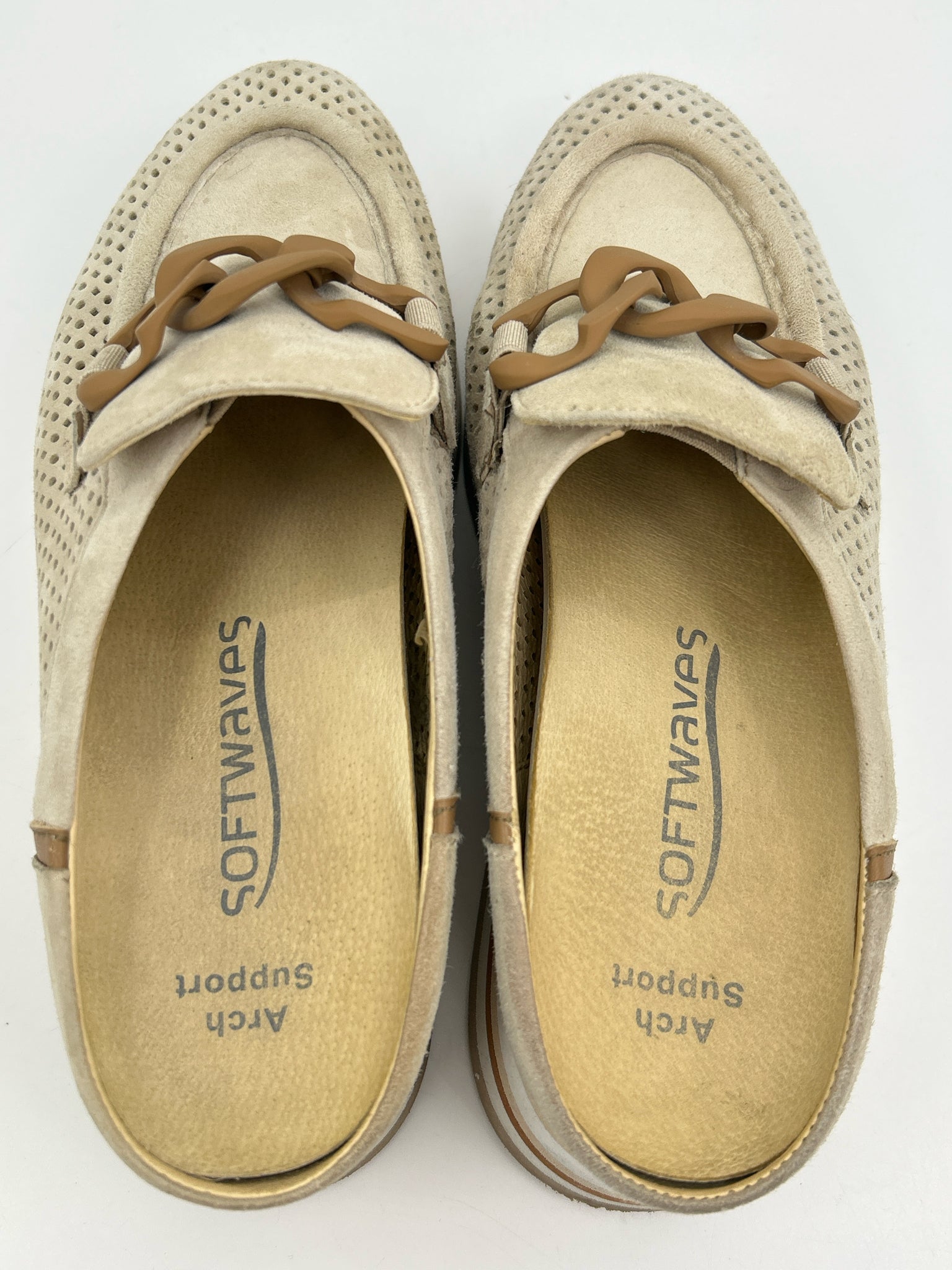 SOFTWAVES Size 37.5 Beige Women Sneakers