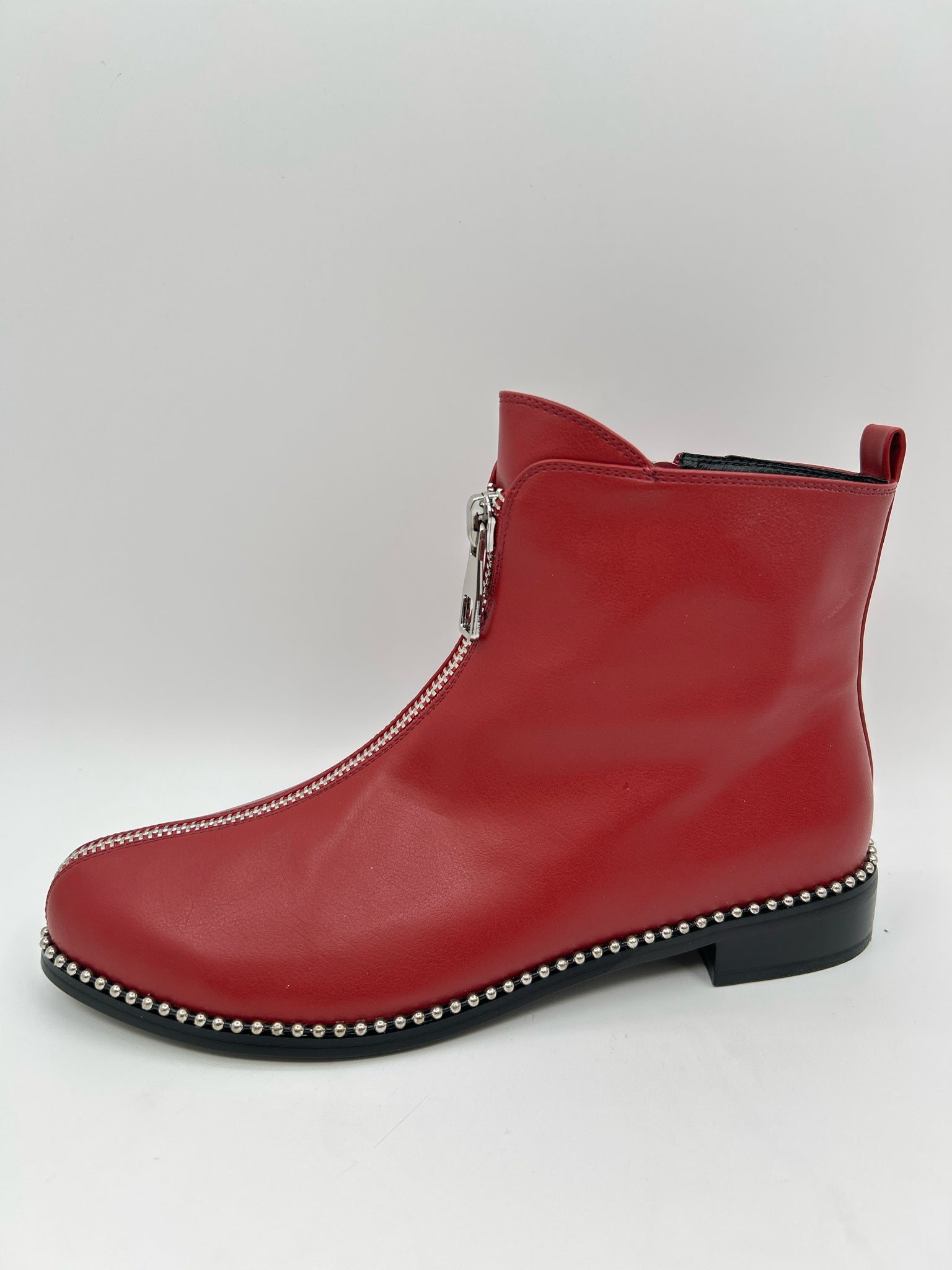 NU NINETY UNION Size 11 Red Women Booties