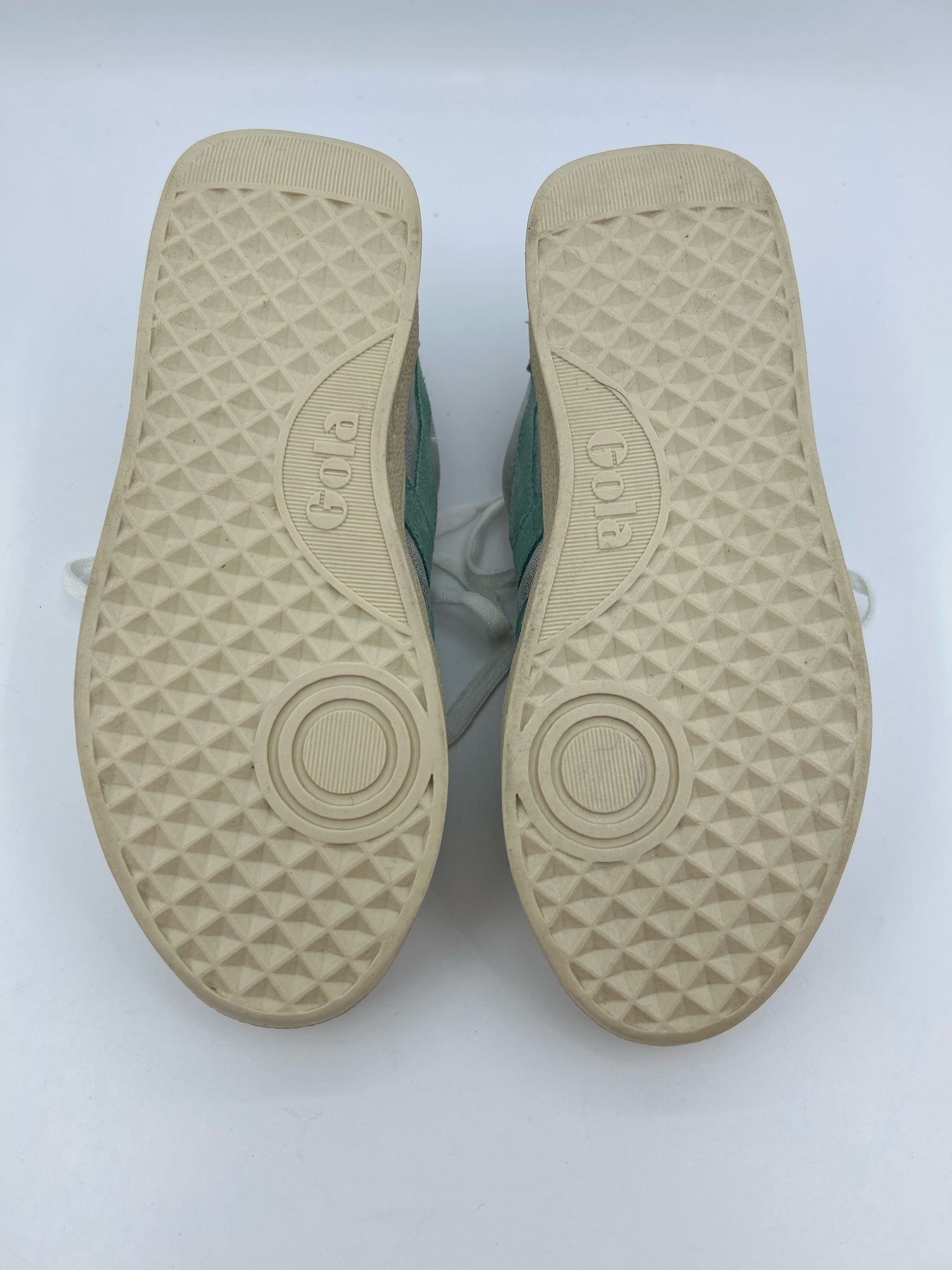 GOLA Size 6 Grey and Silver Women Sneakers