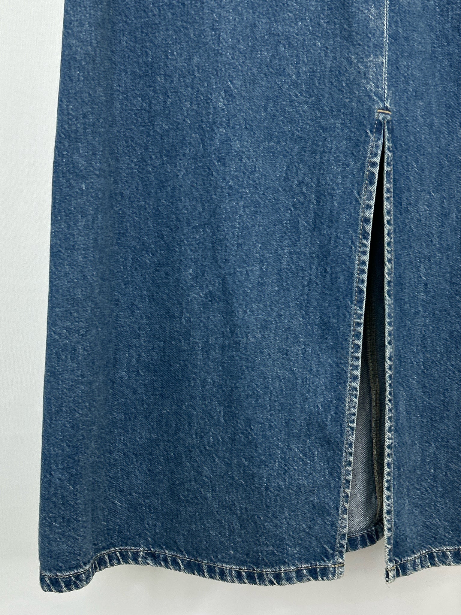 LOFT Size 6 BLUE DENIM Women Skirt
