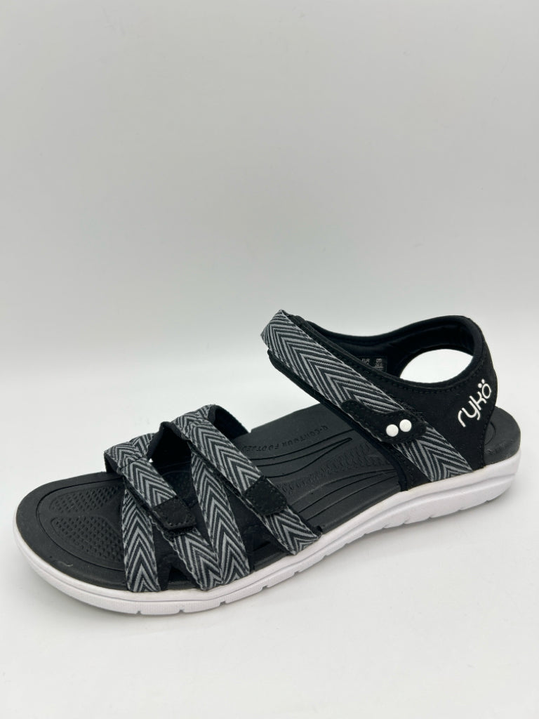 RYKA Size 7.5 Black and White Sandal