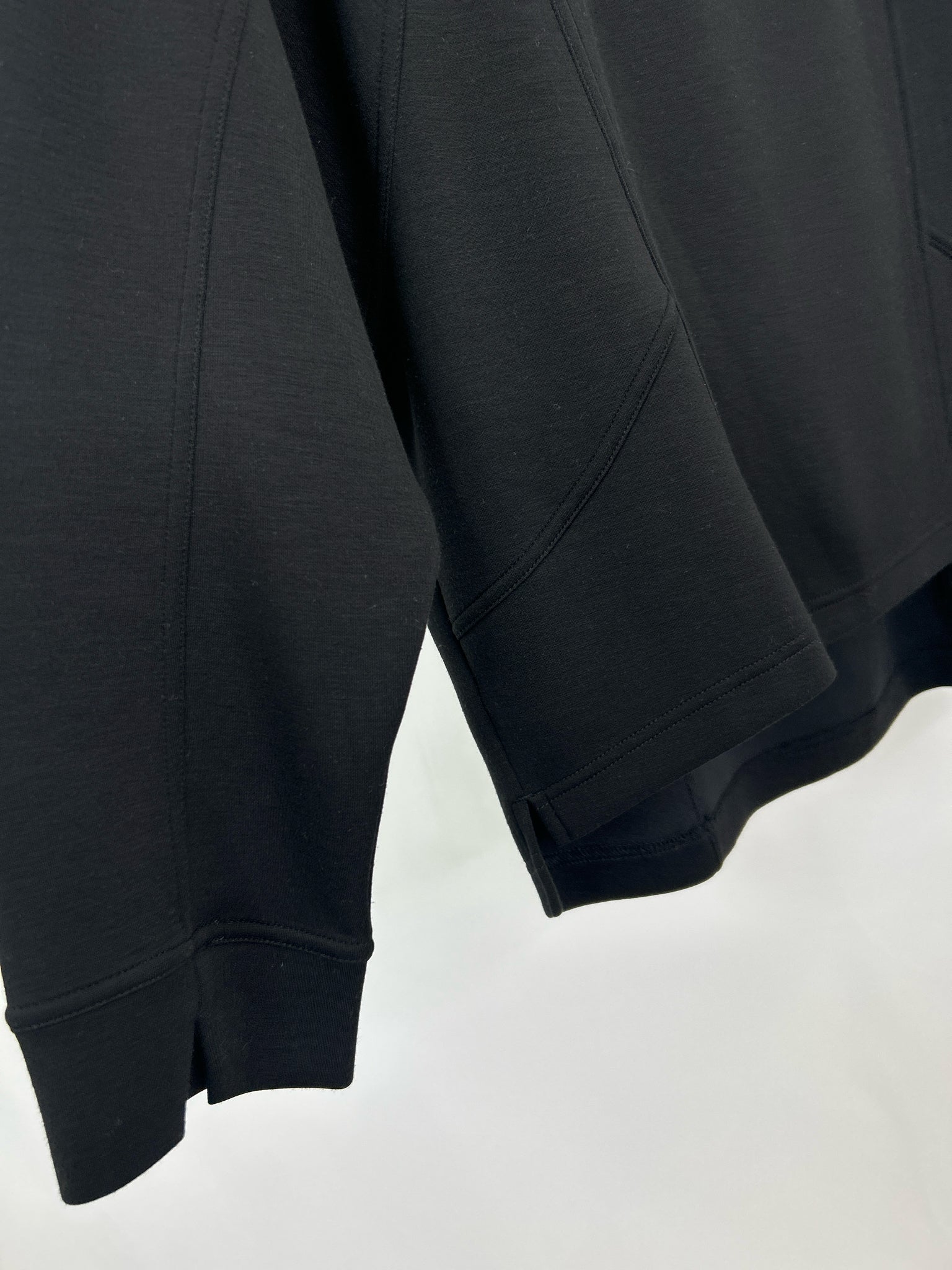 OLIVIA BY HABITAT CLOTHES Size S Black Women Pullover