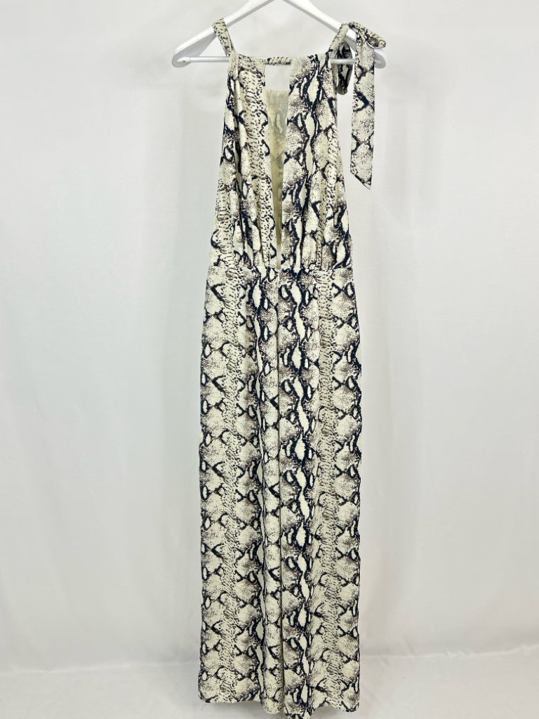 ENDLESS ROSE Size M IVORY AND BLACK Women's Jumpsuit