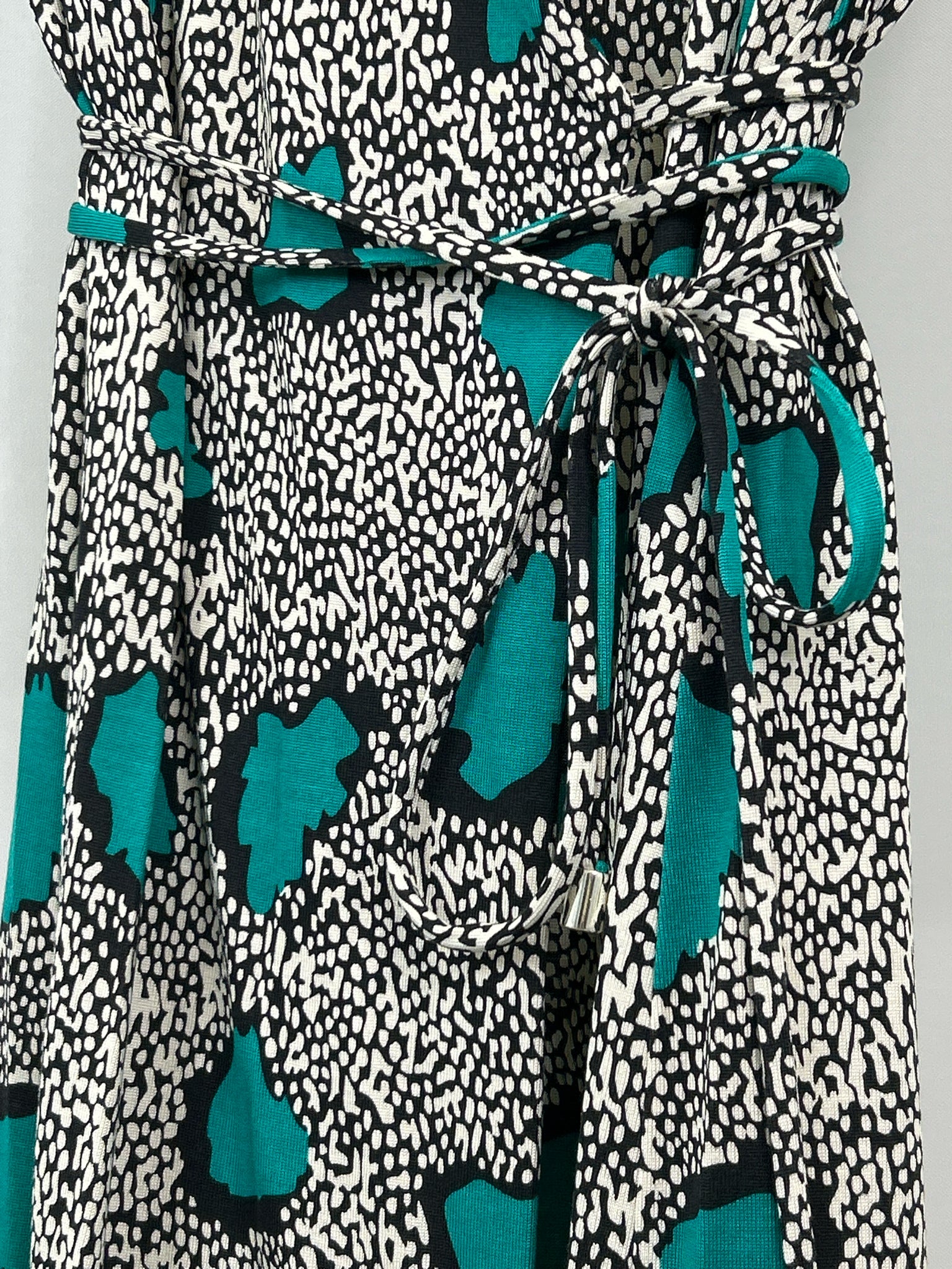 DIANE VON FURSTENBERG Size 14 Black Print Women Dress