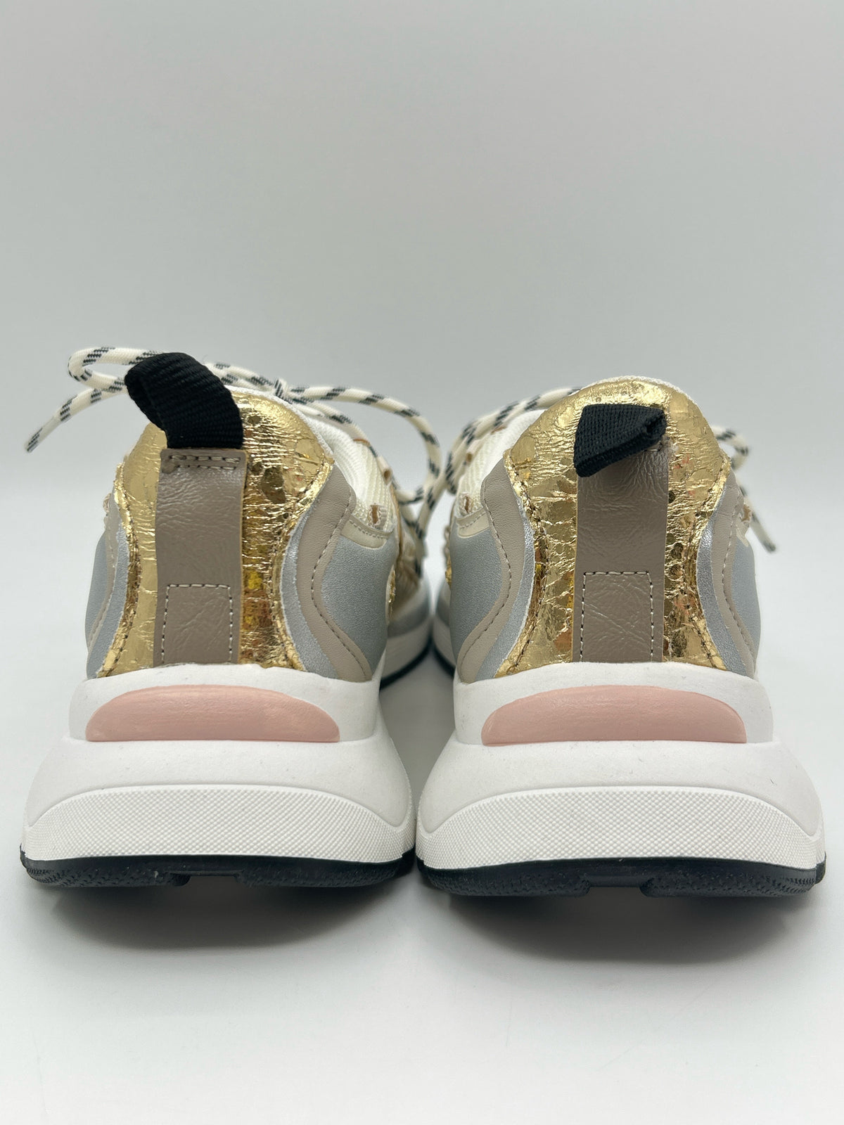 DOLCE VITA Size 9.5 off white Women Sneakers