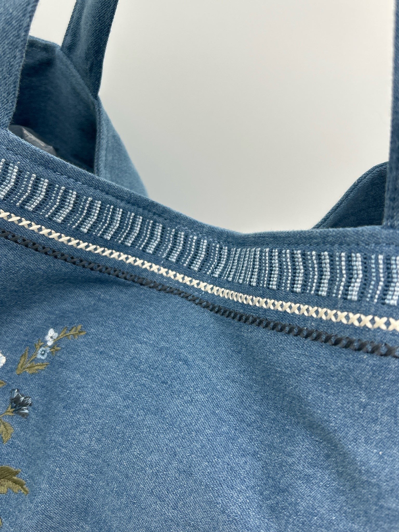 DRIFTWOOD Blue floral Women Tote