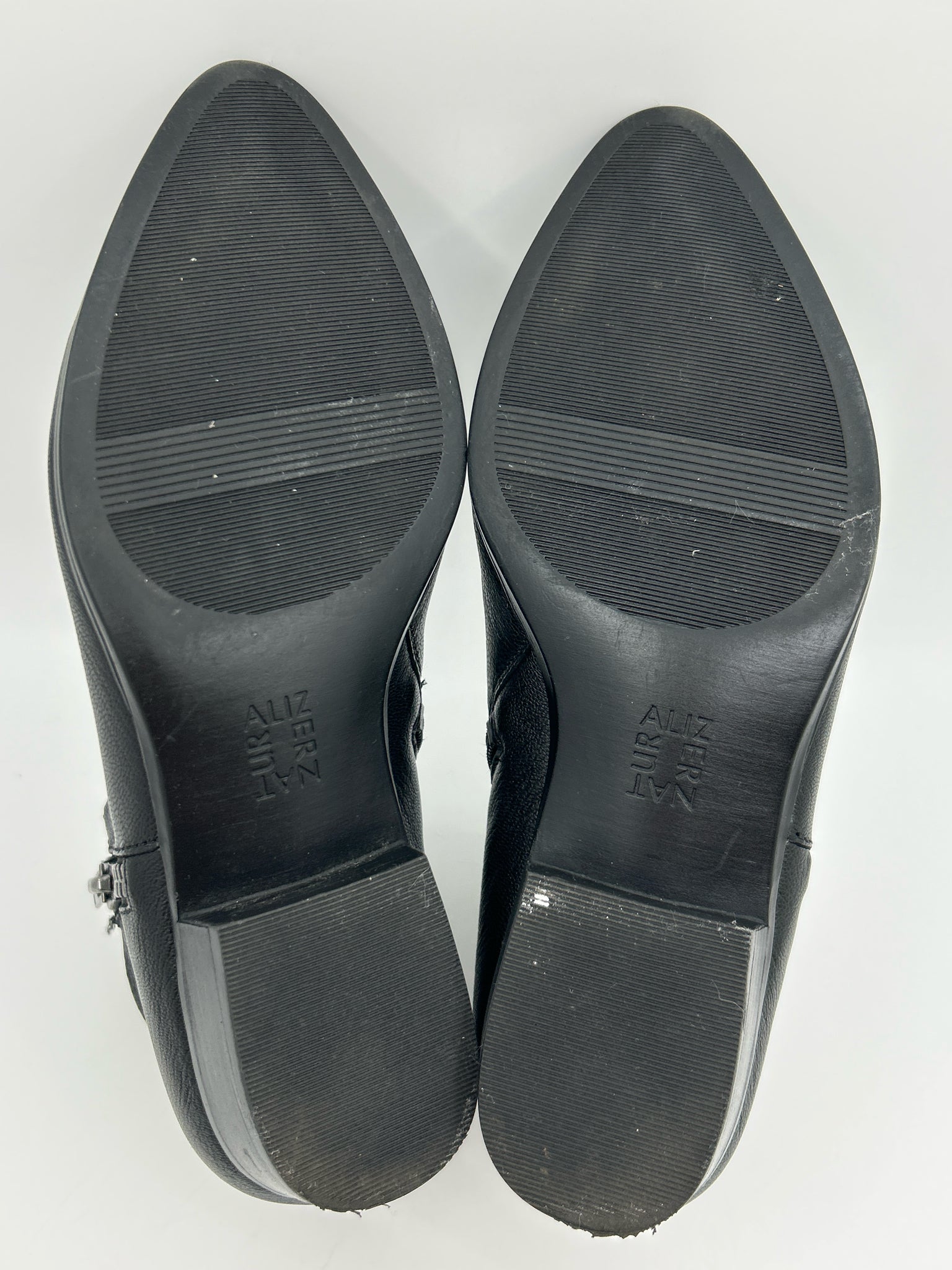 NATURALIZER Size 7.5W Black Women Booties