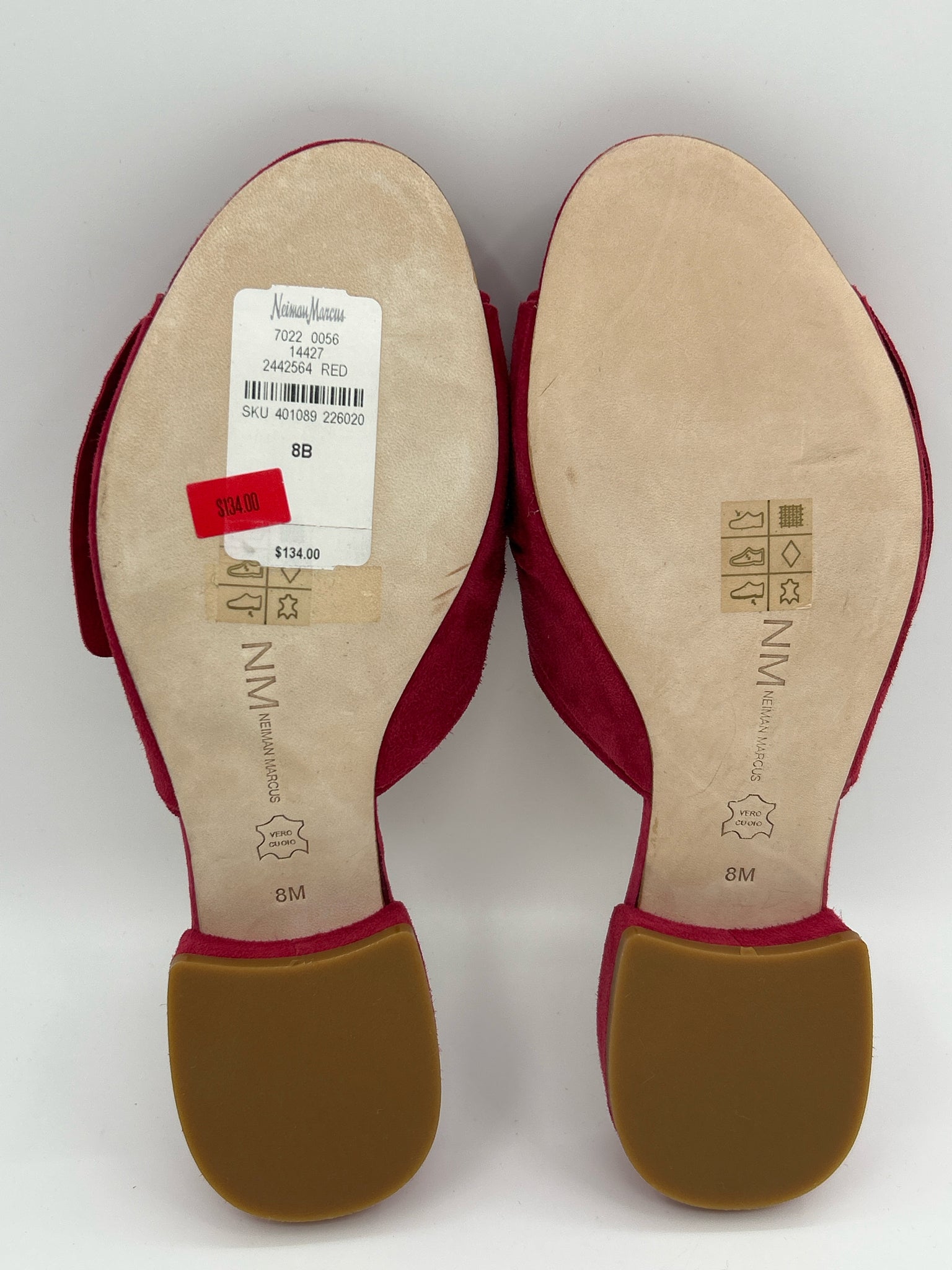 NEIMAN MARCUS NWOB Size 8B Red Women Sandal
