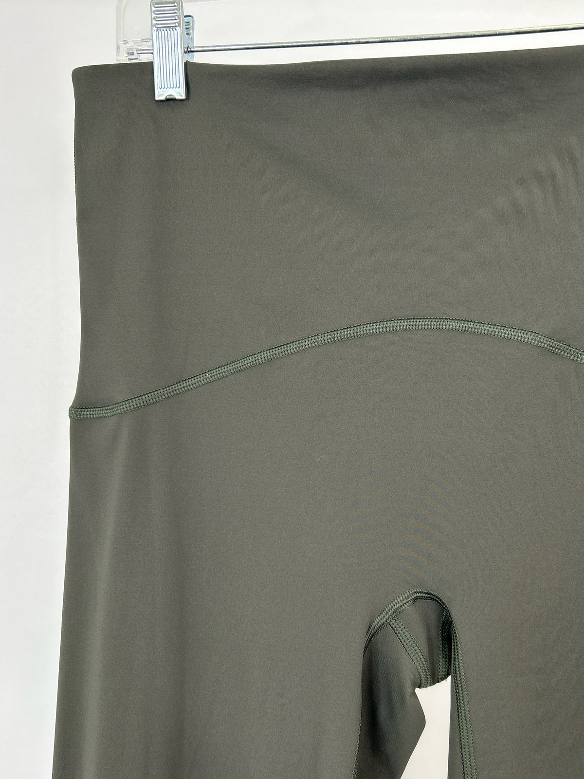 SPANX Size XL Green Women Legging