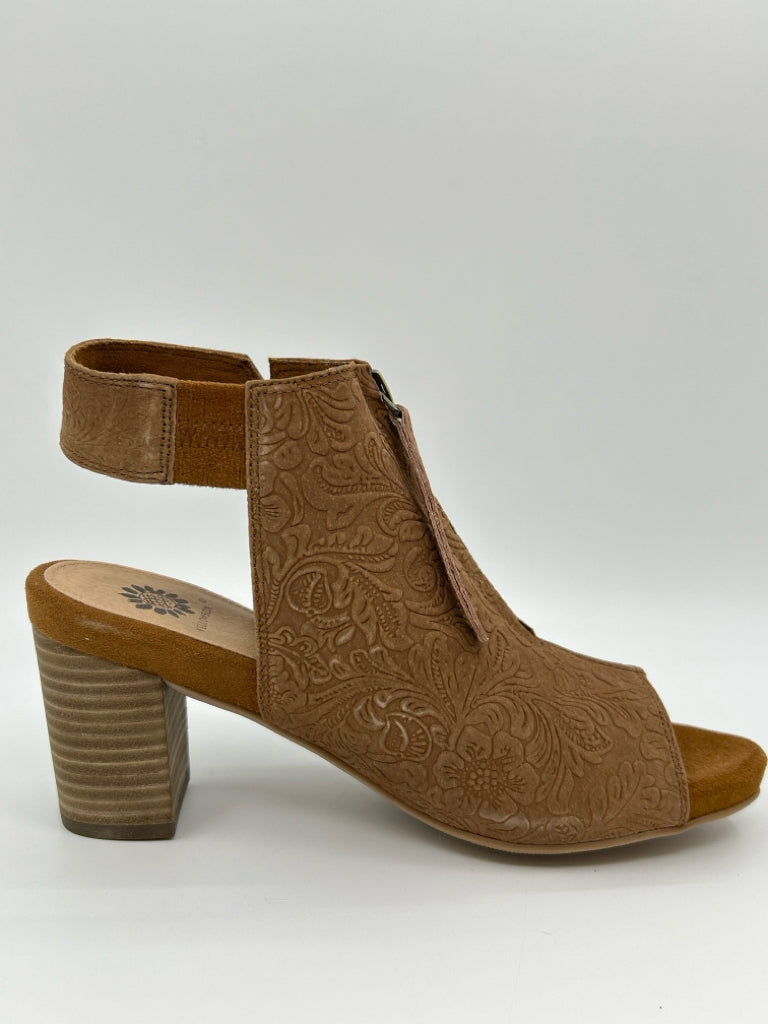 YELLOW BOX NIB Size 6.5M CHESTNUT Women Booties