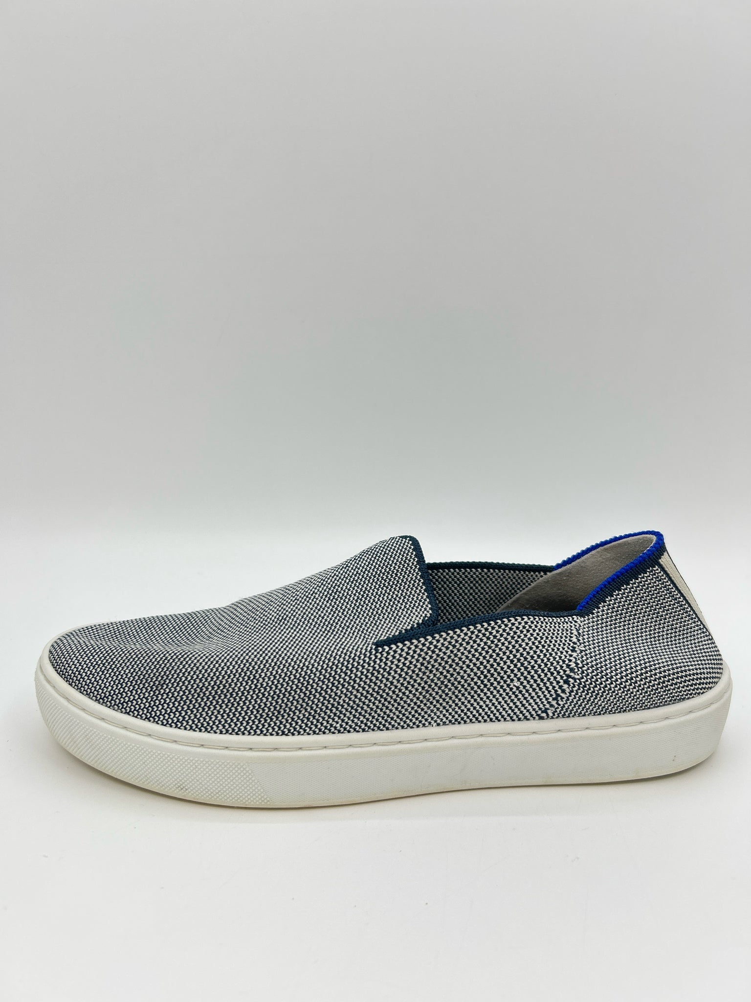 ROTHY'S Size 6.5W NAVY AND WHITE Women Sneakers