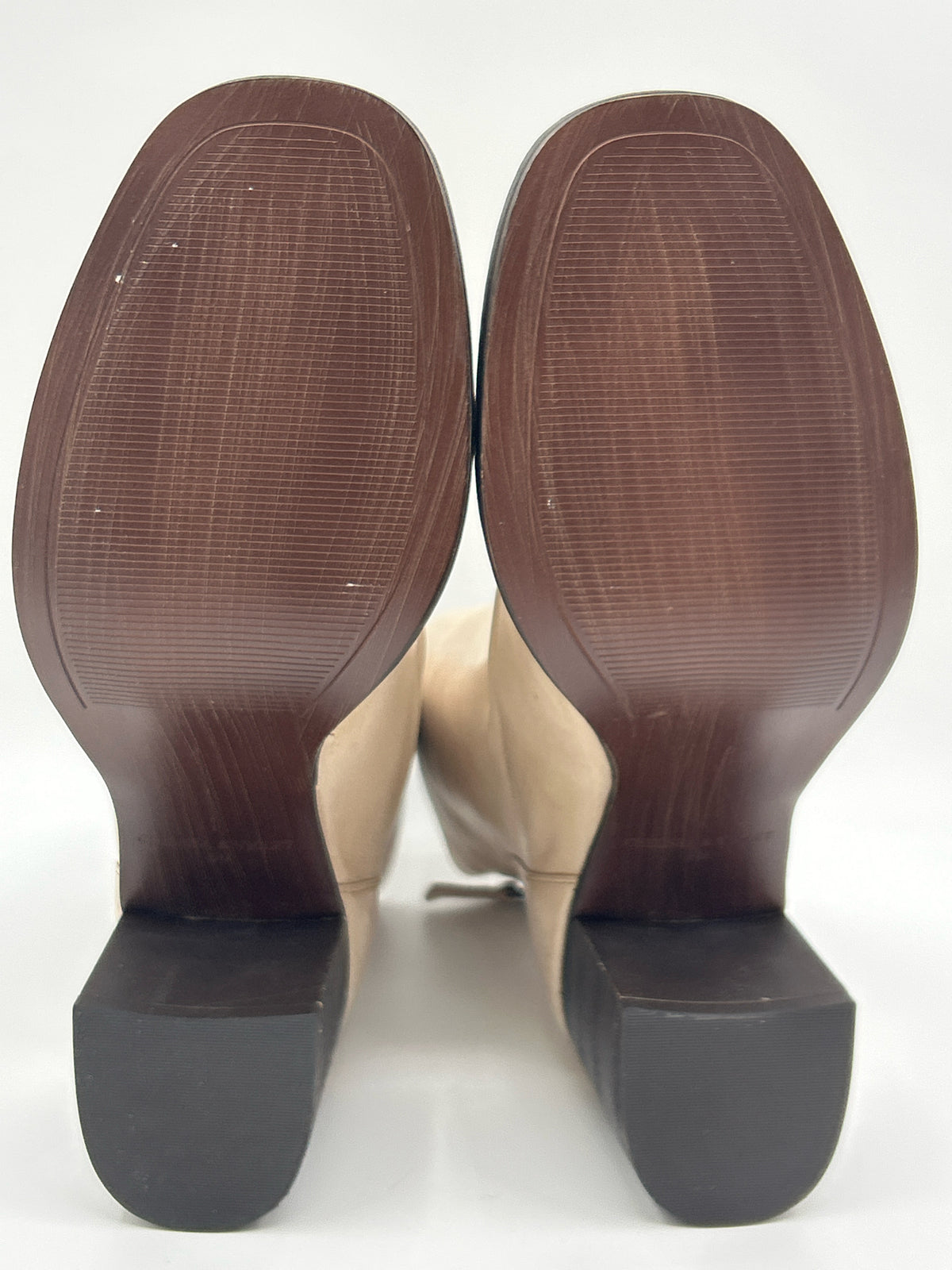 CHELSEA & VIOLET Size 6 BONE Women Booties