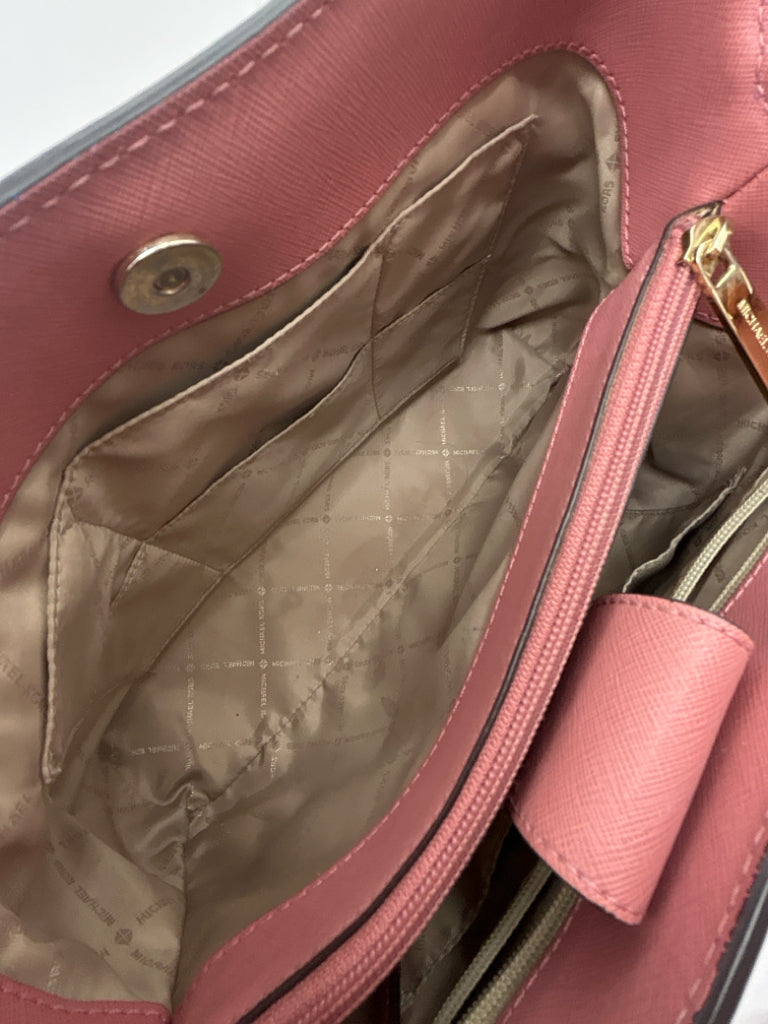 MICHAEL KORS Pink Purse