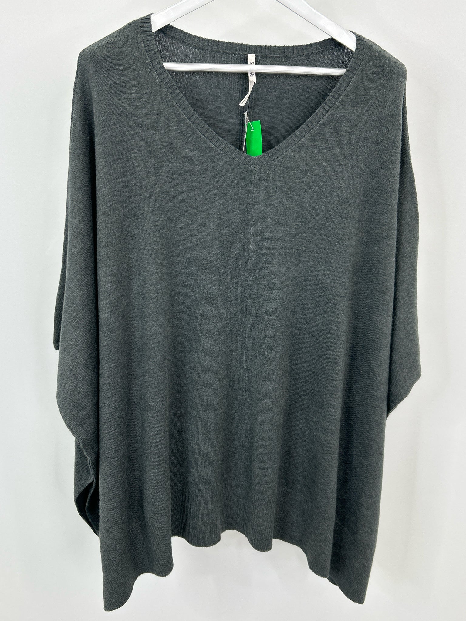 SOMA NWT Size L/XL Charcoal Women Poncho