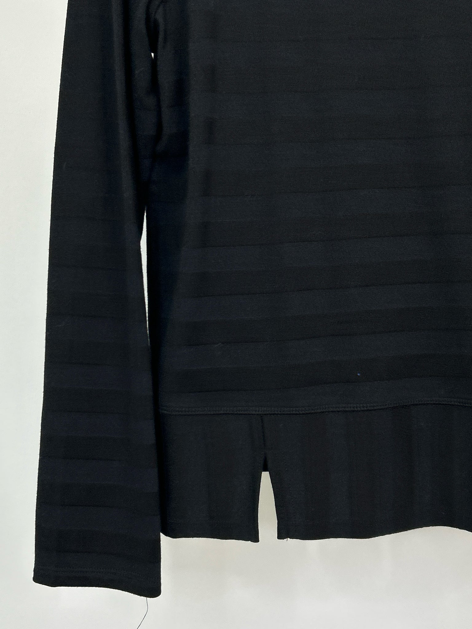 HABITAT Size S Black Women Top