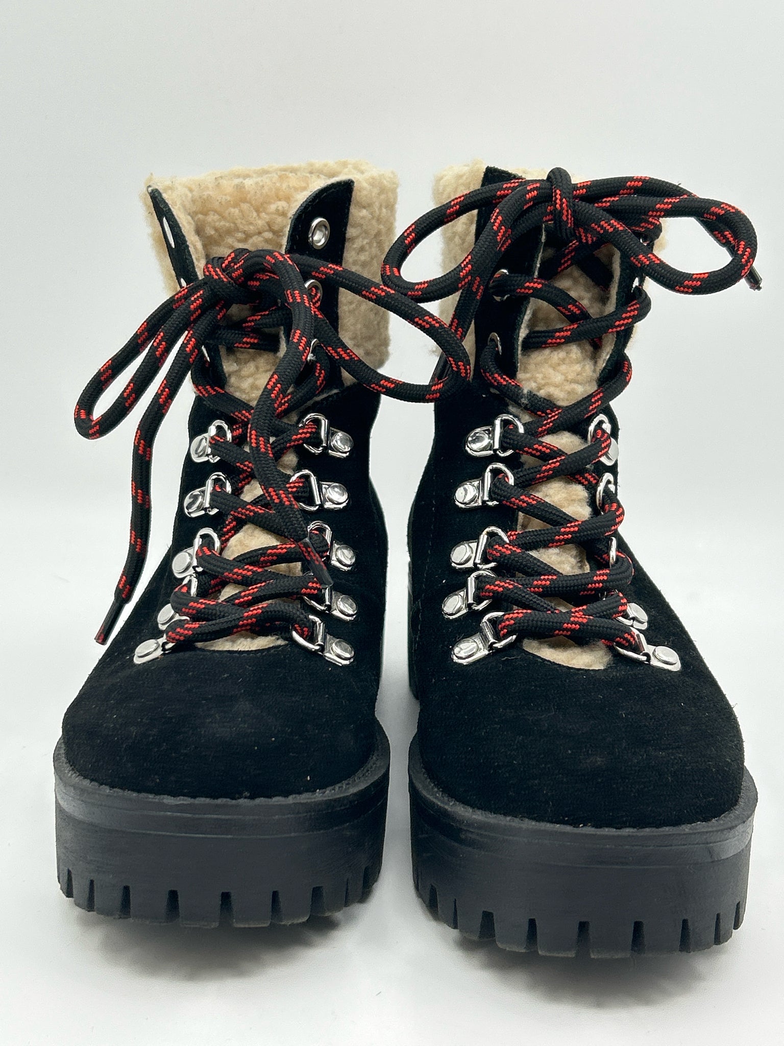 STEVE MADDEN Size 6.5M Black Women Booties