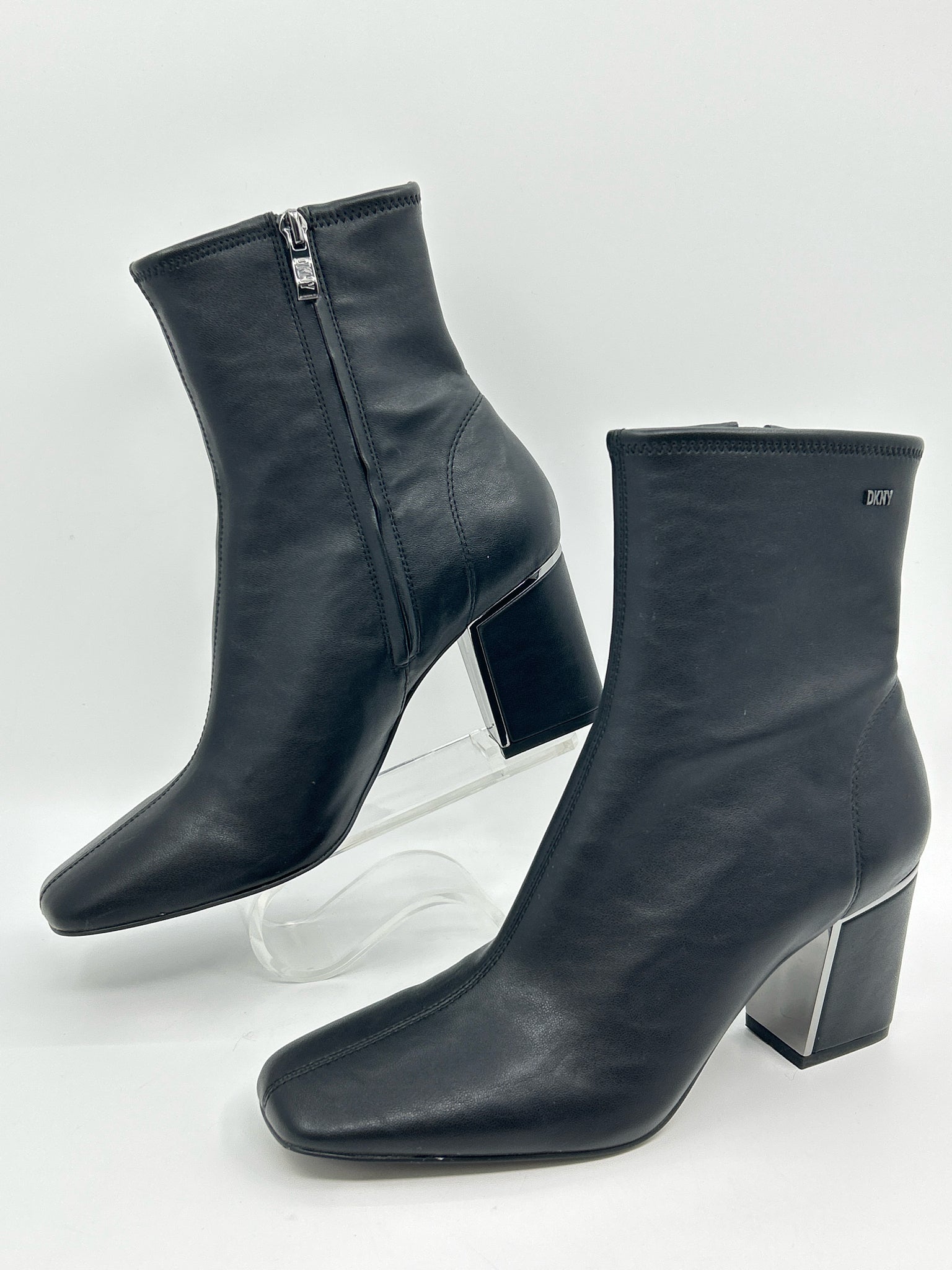 DKNY Size 8.5M Black Women Booties