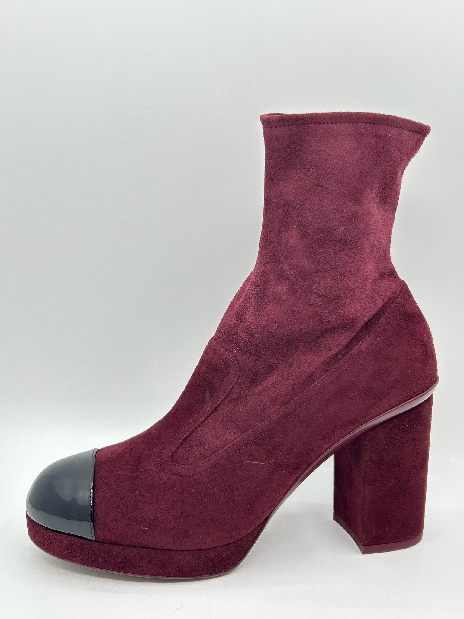 CHANEL Size 41.5/10.5 Burgundy and Black Women Booties
