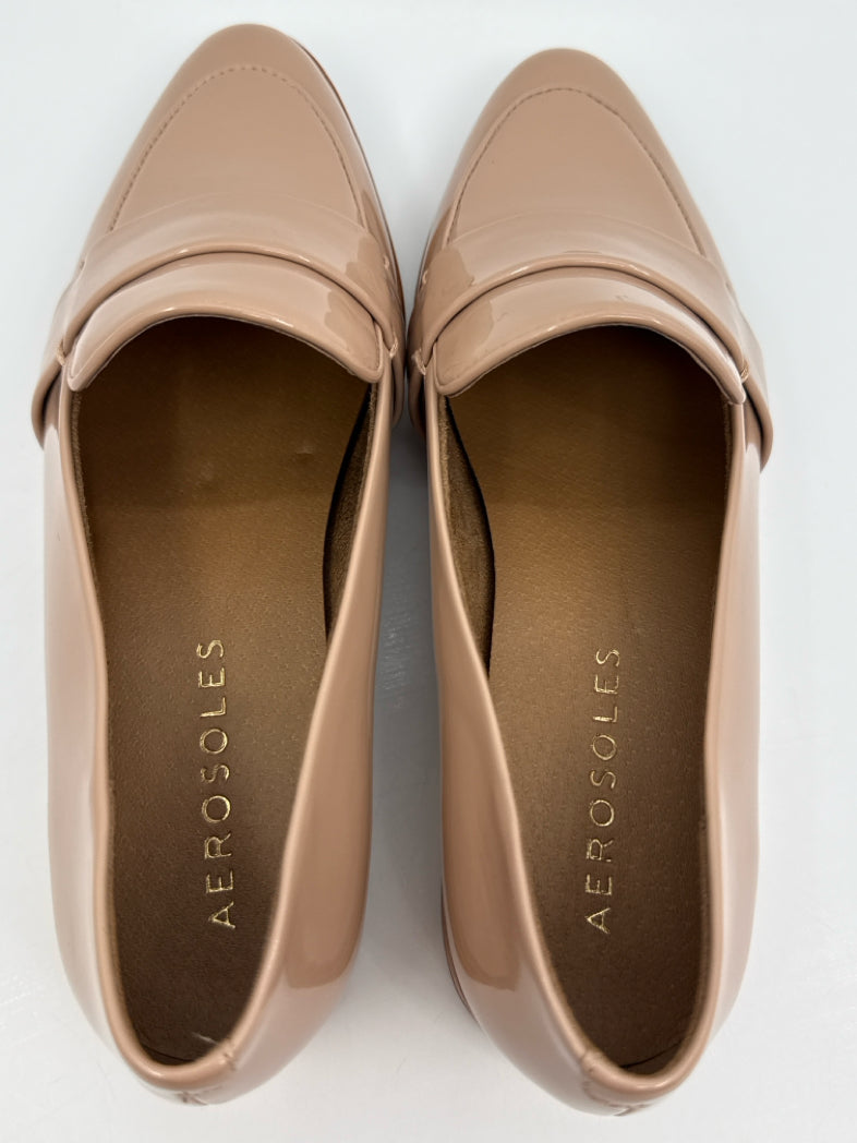 AEROSOLES Size 8.5M nude Women Loafer