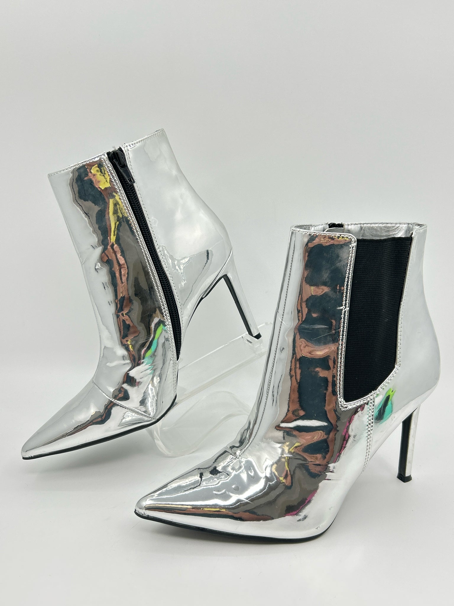 INC Size 8M Silver Women Booties