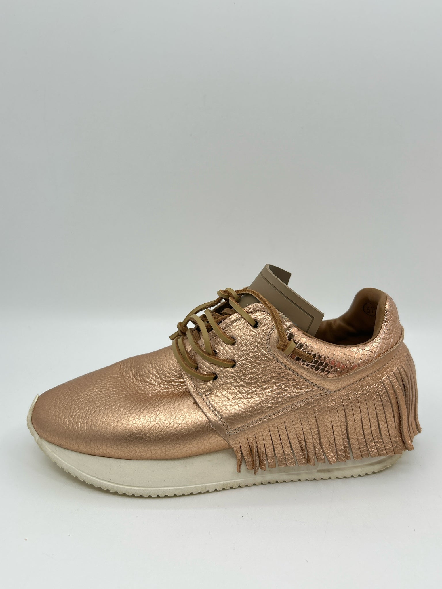 ESSEUTESSE Size 37 ROSE GOLD Women Sneakers