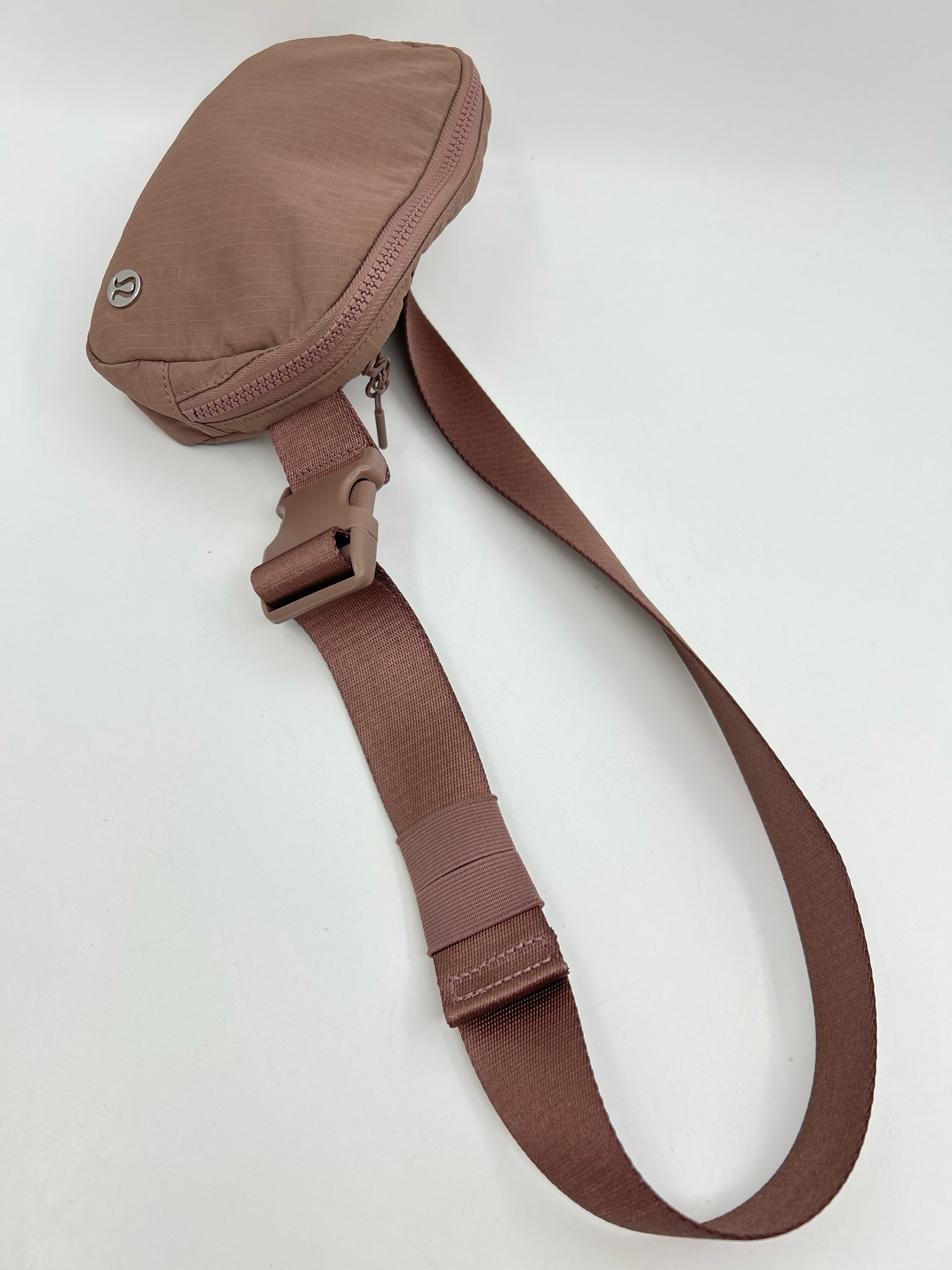 LULULEMON Mauve Women Purse