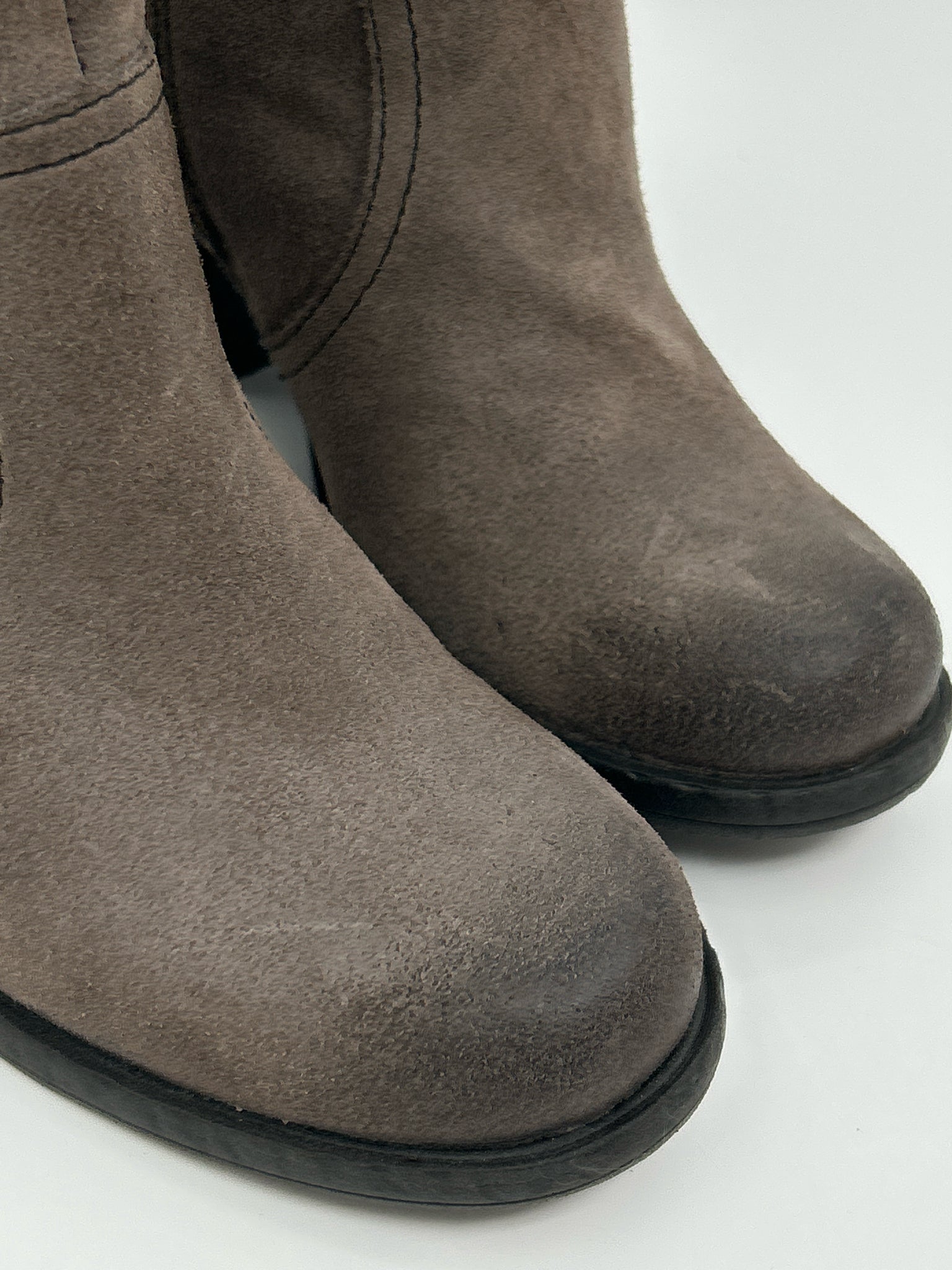 BORN Size 6 Taupe Women Boots