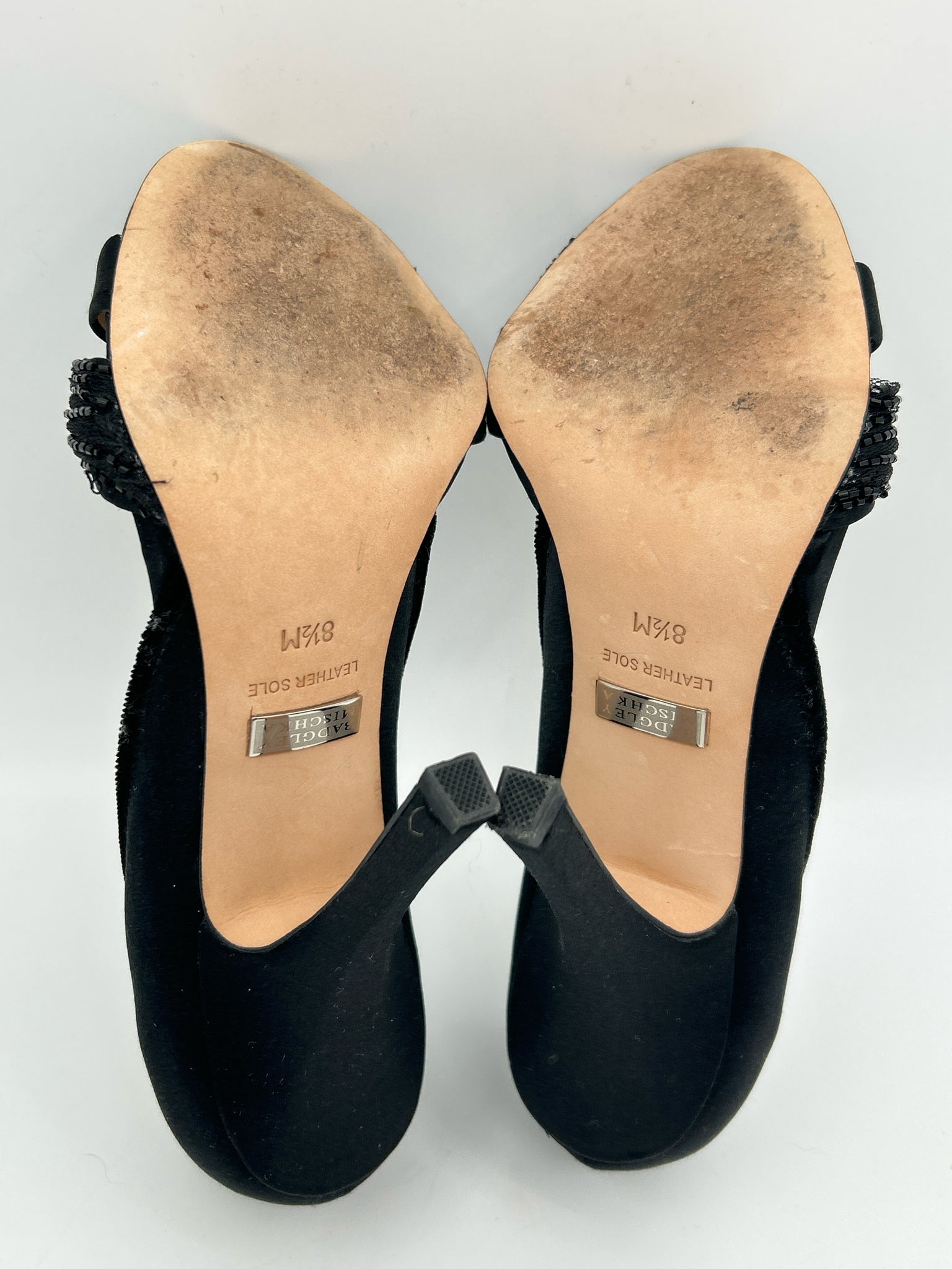 BADGLEY MISCHKA Size 8.5M Black Women Sandal