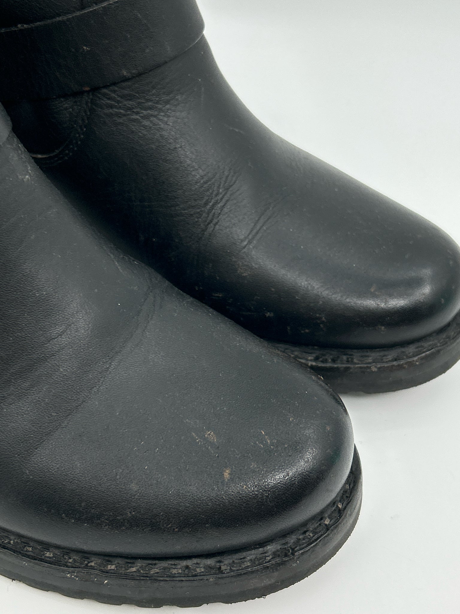 FRYE Size 8.5B Black Women Booties