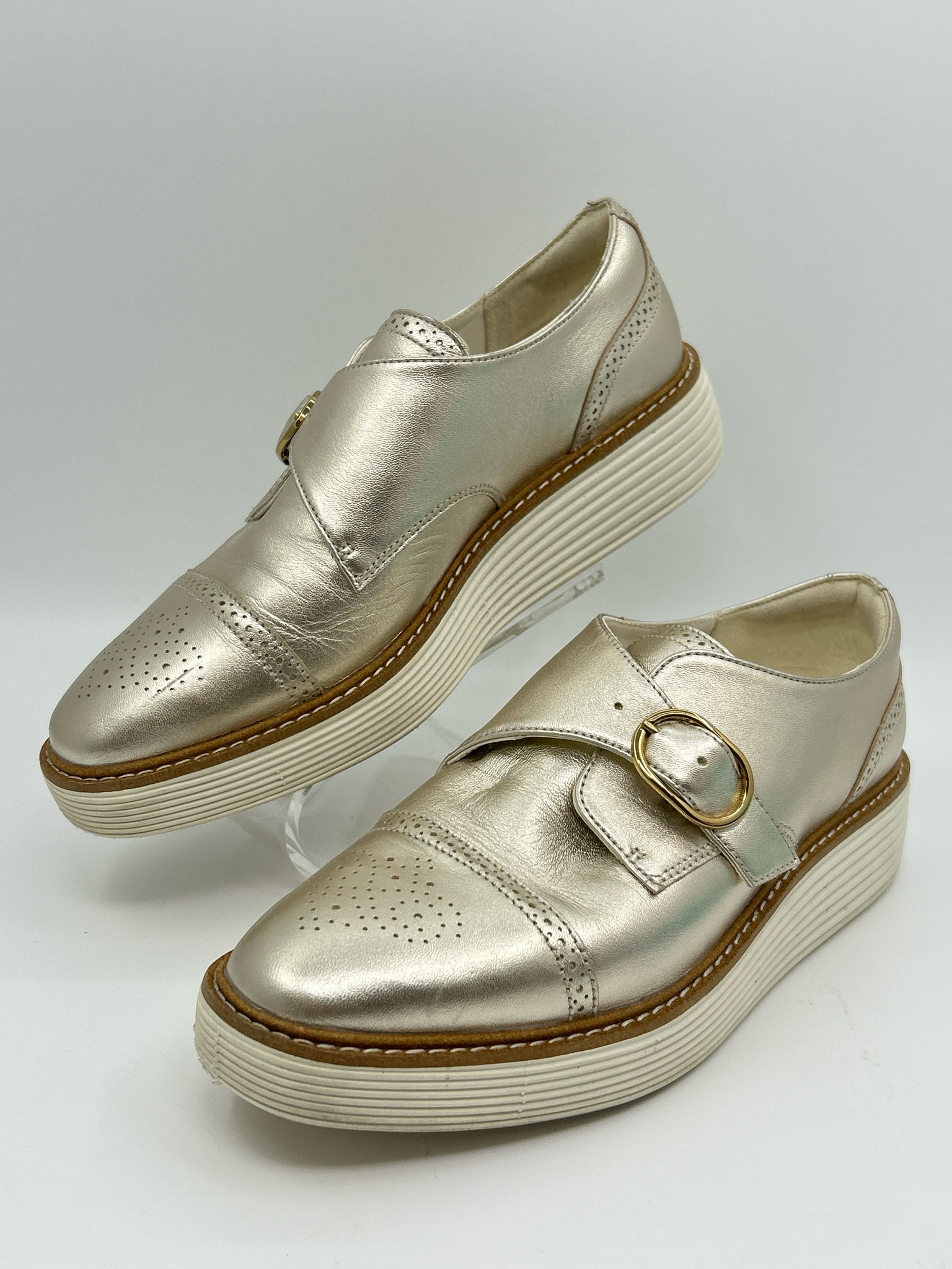 COLE HAAN Size 9B Gold Women Loafer