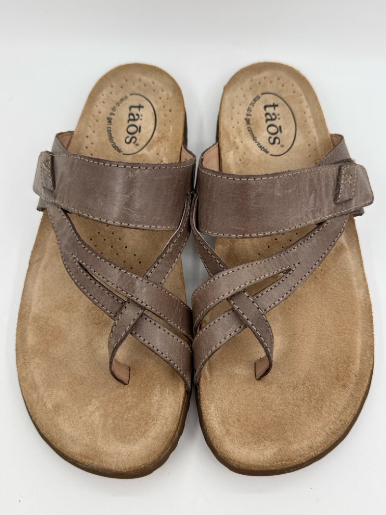 TAOS Size 9 Brown Women Sandal