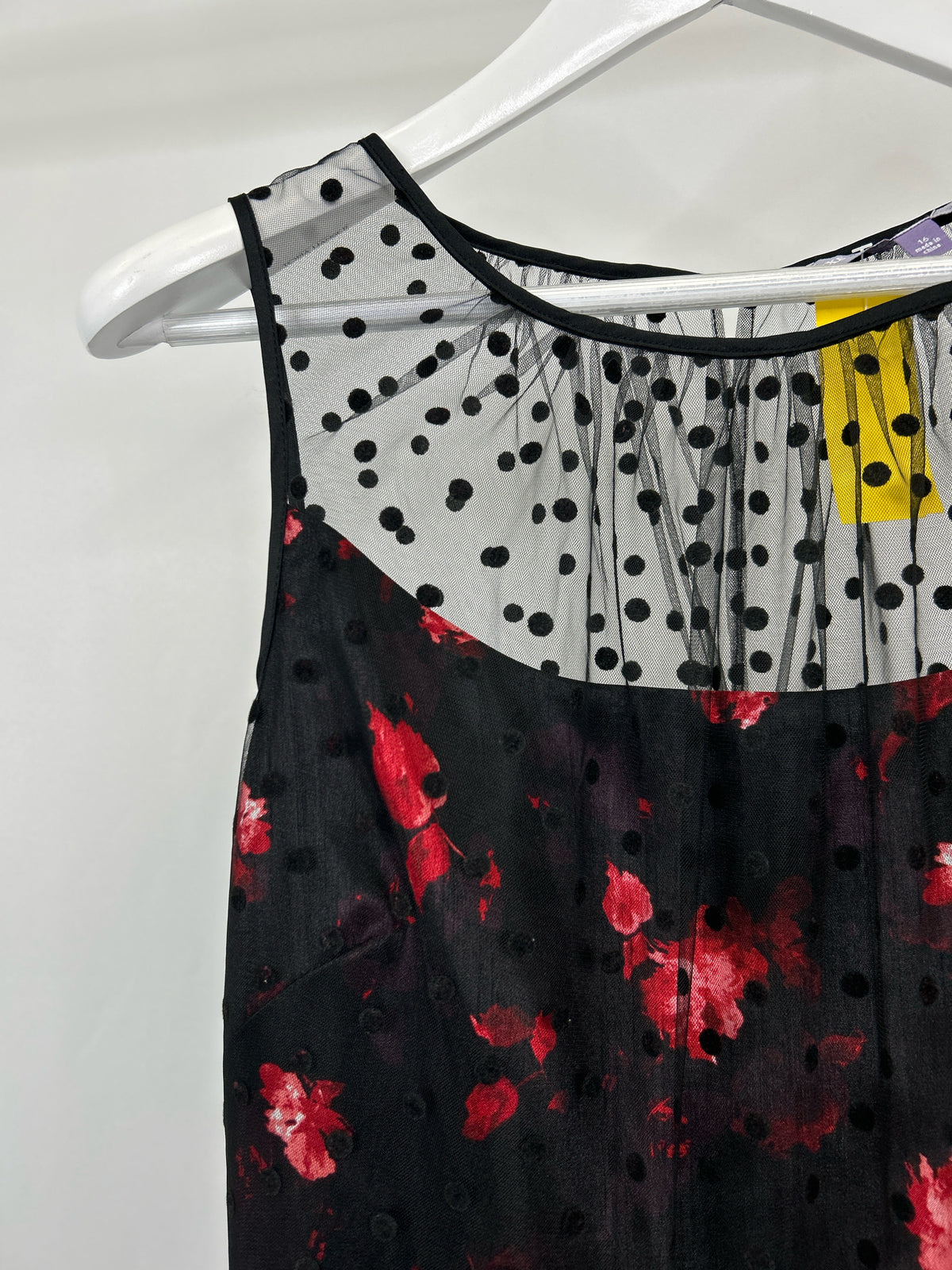LUXE BY CARMEN MARC VALVO Size 16 black and red Women Dress