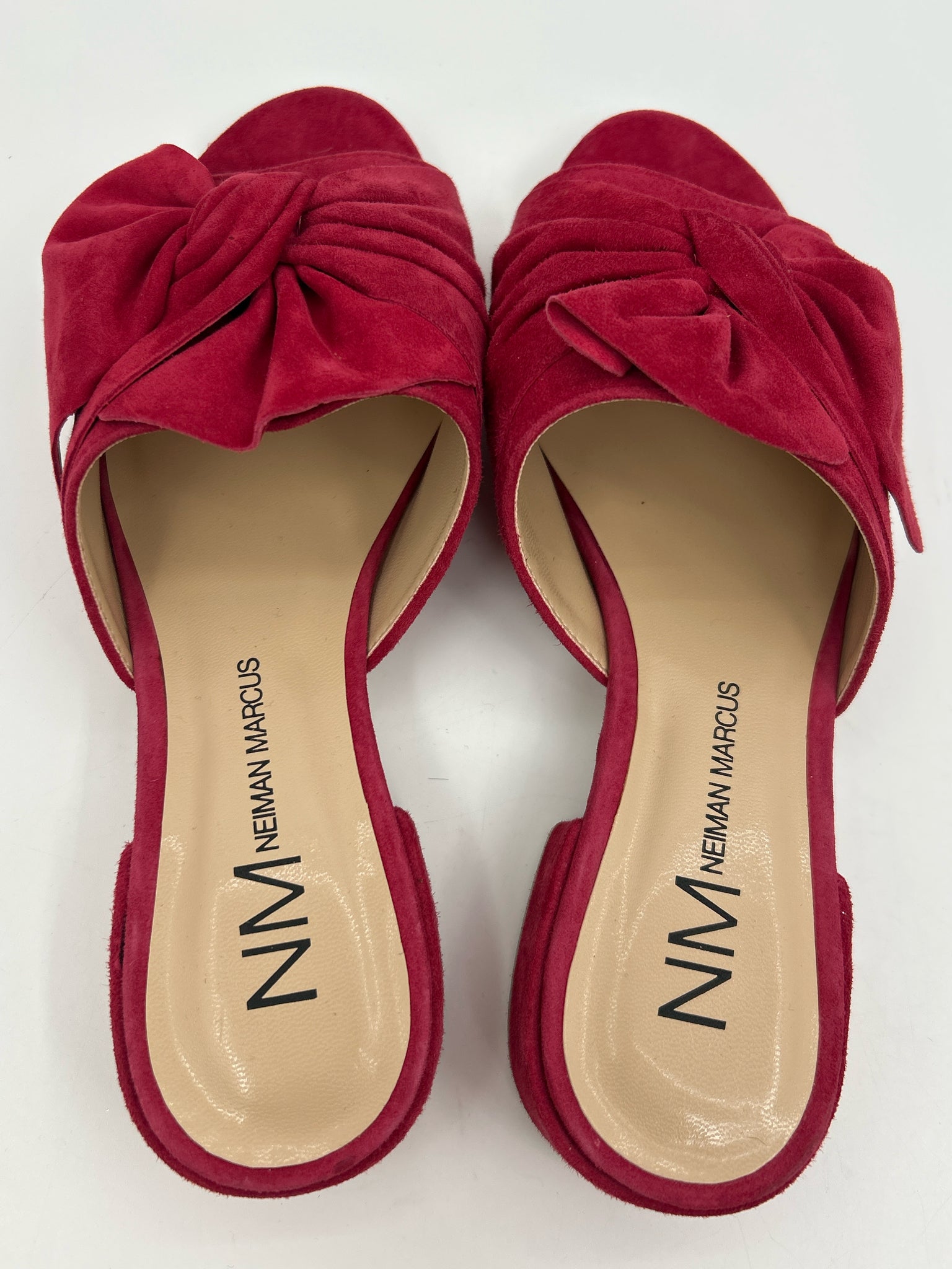 NEIMAN MARCUS NWOB Size 8B Red Women Sandal