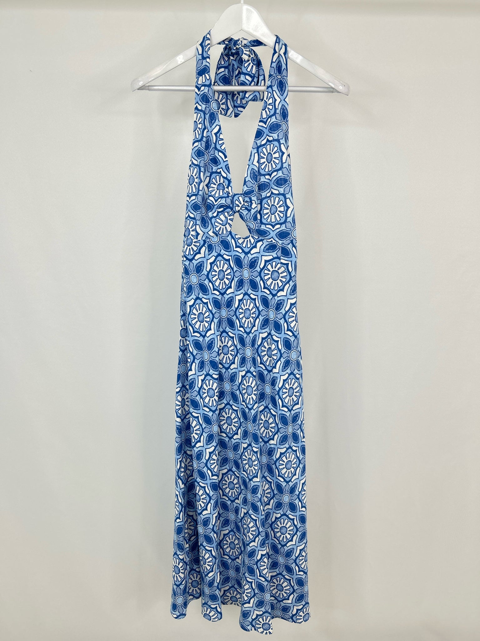 MINK PINK Size M blue and white Women Dress